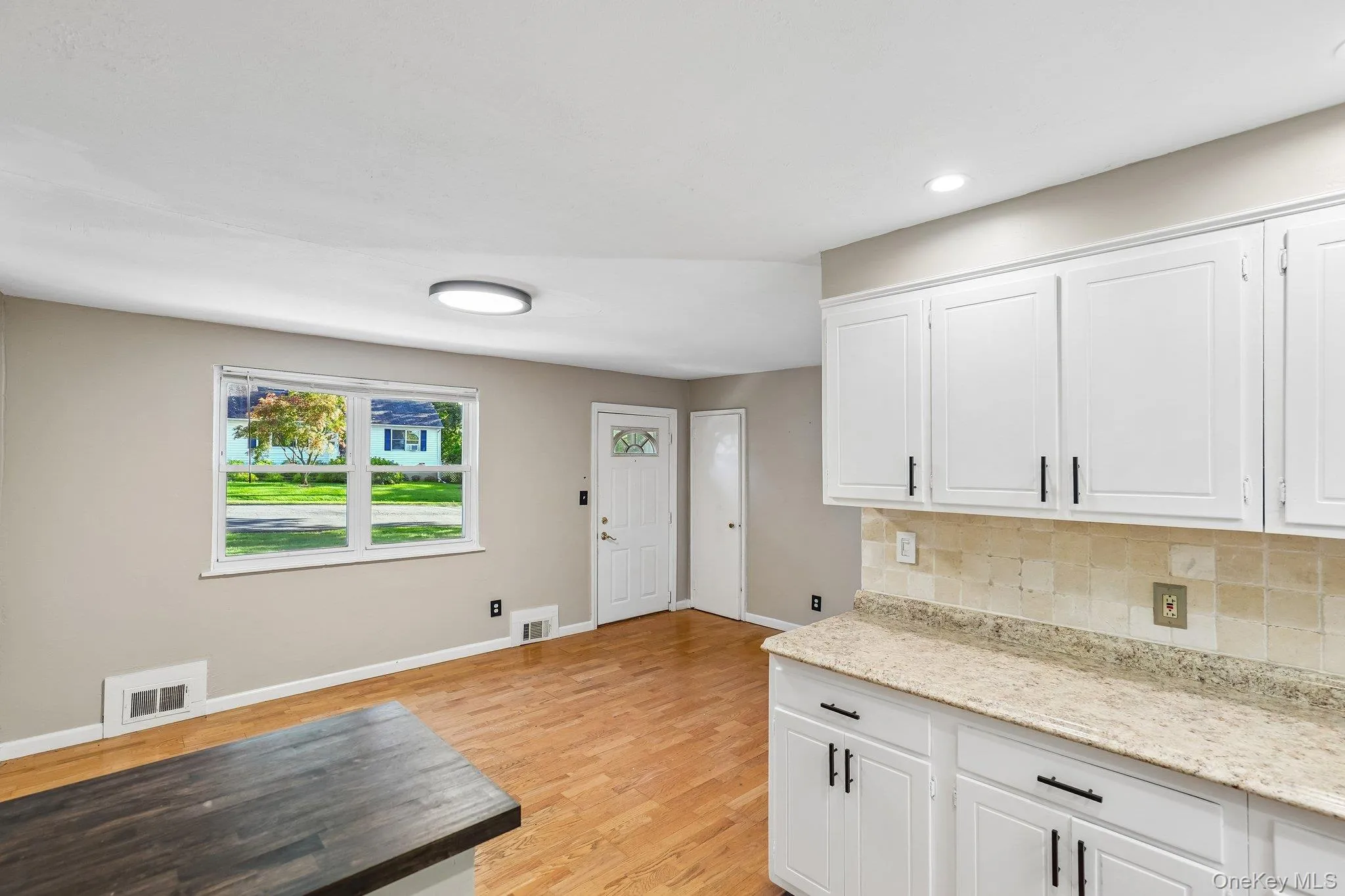 2 St Anthony Avenue, Clarkstown, NY, 2 Bedrooms Bedrooms, 6 Rooms Rooms,1 BathroomBathrooms,Residential,For Rent,St Anthony,0,976017 2 St Anthony Avenue, Clarkstown, NY, 2 Bedrooms Bedrooms, 6 Rooms Rooms,1 BathroomBathrooms,Residential,For Rent,St Anthony,0,976017
