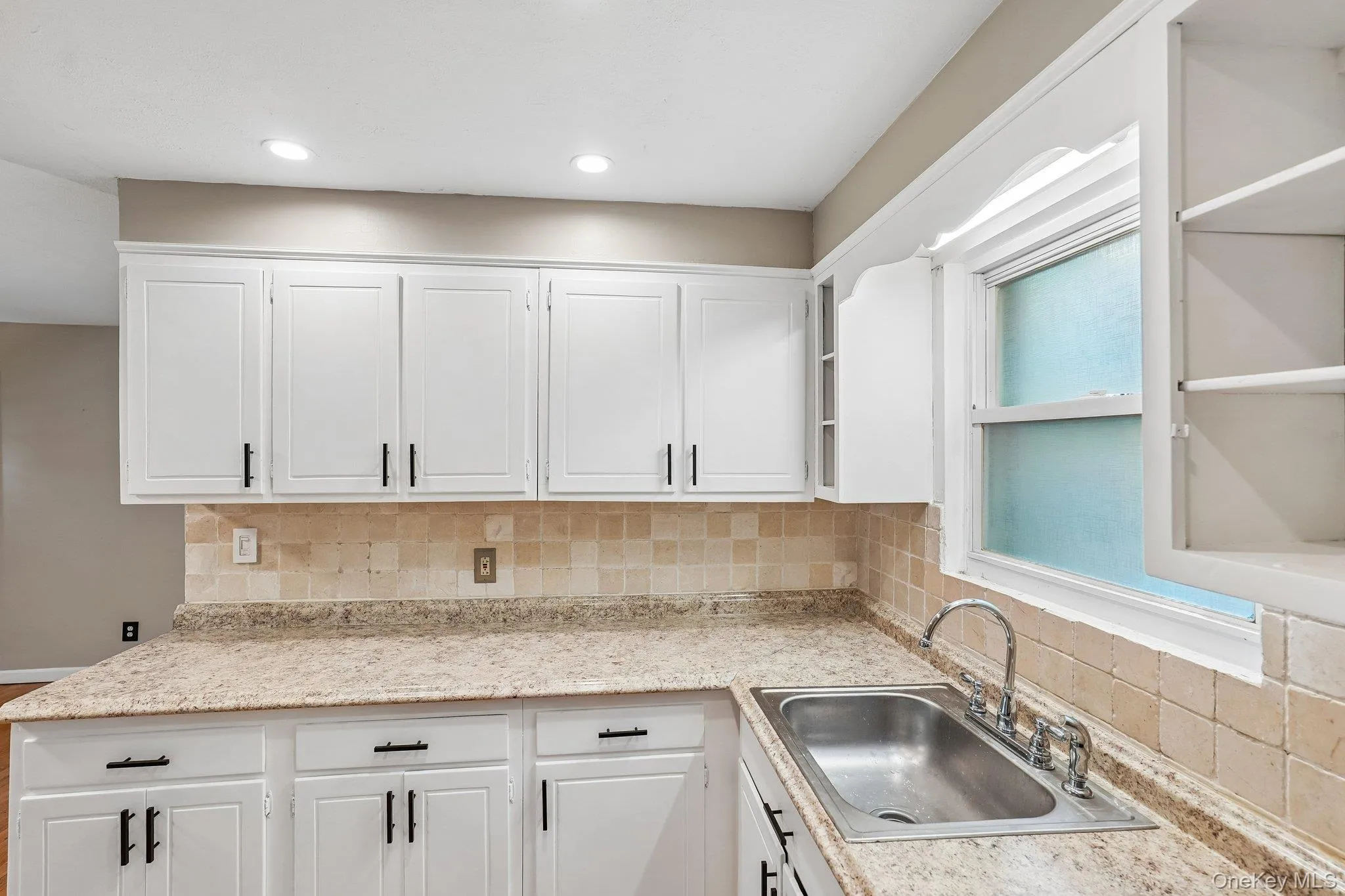 2 St Anthony Avenue, Clarkstown, NY, 2 Bedrooms Bedrooms, 6 Rooms Rooms,1 BathroomBathrooms,Residential,For Rent,St Anthony,0,976017 2 St Anthony Avenue, Clarkstown, NY, 2 Bedrooms Bedrooms, 6 Rooms Rooms,1 BathroomBathrooms,Residential,For Rent,St Anthony,0,976017
