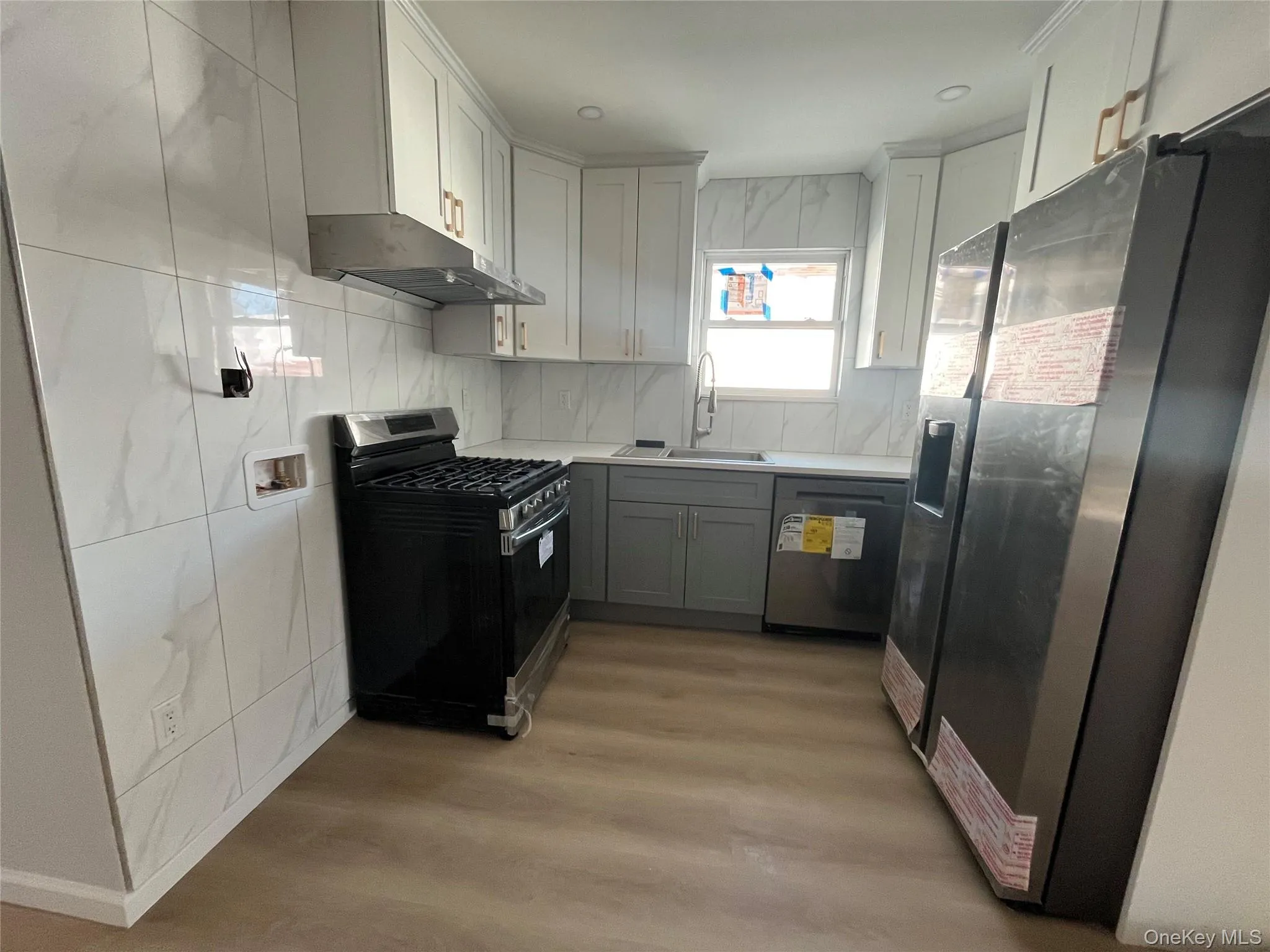 3422 Brookside Street, New York, NY, 2 Bedrooms Bedrooms, 4 Rooms Rooms,2 BathroomsBathrooms,Residential Lease,For Rent,Brookside,0,976019 3422 Brookside Street, New York, NY, 2 Bedrooms Bedrooms, 4 Rooms Rooms,2 BathroomsBathrooms,Residential Lease,For Rent,Brookside,0,976019