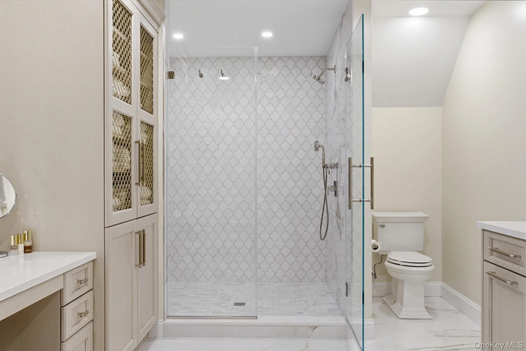 9 Watercrest Court, Smithtown, NY, 8 Bedrooms Bedrooms, 16 Rooms Rooms,6 BathroomsBathrooms,Residential,For Rent,Watercrest,0,976021 9 Watercrest Court, Smithtown, NY, 8 Bedrooms Bedrooms, 16 Rooms Rooms,6 BathroomsBathrooms,Residential,For Rent,Watercrest,0,976021