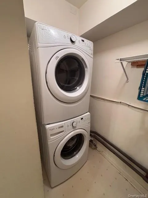 35 Deer Crossing Drive, Fishkill, NY, 1 Bedroom Bedrooms, 5 Rooms Rooms,1 BathroomBathrooms,Residential Lease,For Rent,Deer Crossing,0,976032 35 Deer Crossing Drive, Fishkill, NY, 1 Bedroom Bedrooms, 5 Rooms Rooms,1 BathroomBathrooms,Residential Lease,For Rent,Deer Crossing,0,976032