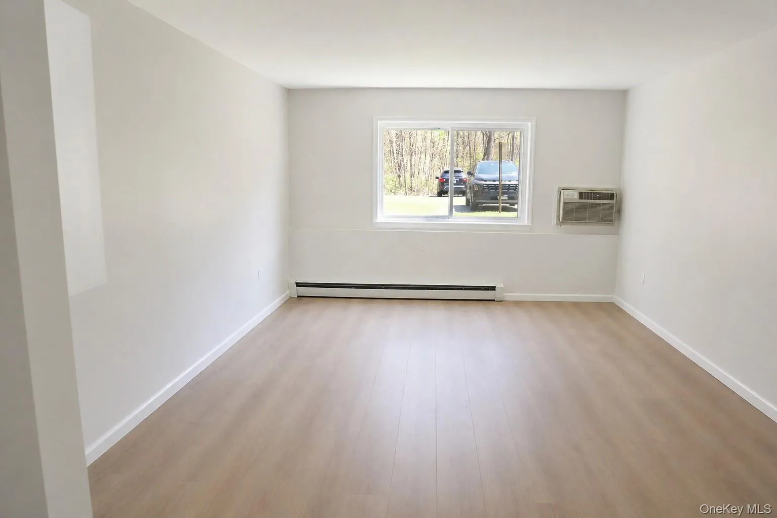 39 Tanager Road, Monroe, NY, 1 Bedroom Bedrooms, 4 Rooms Rooms,1 BathroomBathrooms,Residential Lease,For Rent,Tanager,0,976055 39 Tanager Road, Monroe, NY, 1 Bedroom Bedrooms, 4 Rooms Rooms,1 BathroomBathrooms,Residential Lease,For Rent,Tanager,0,976055