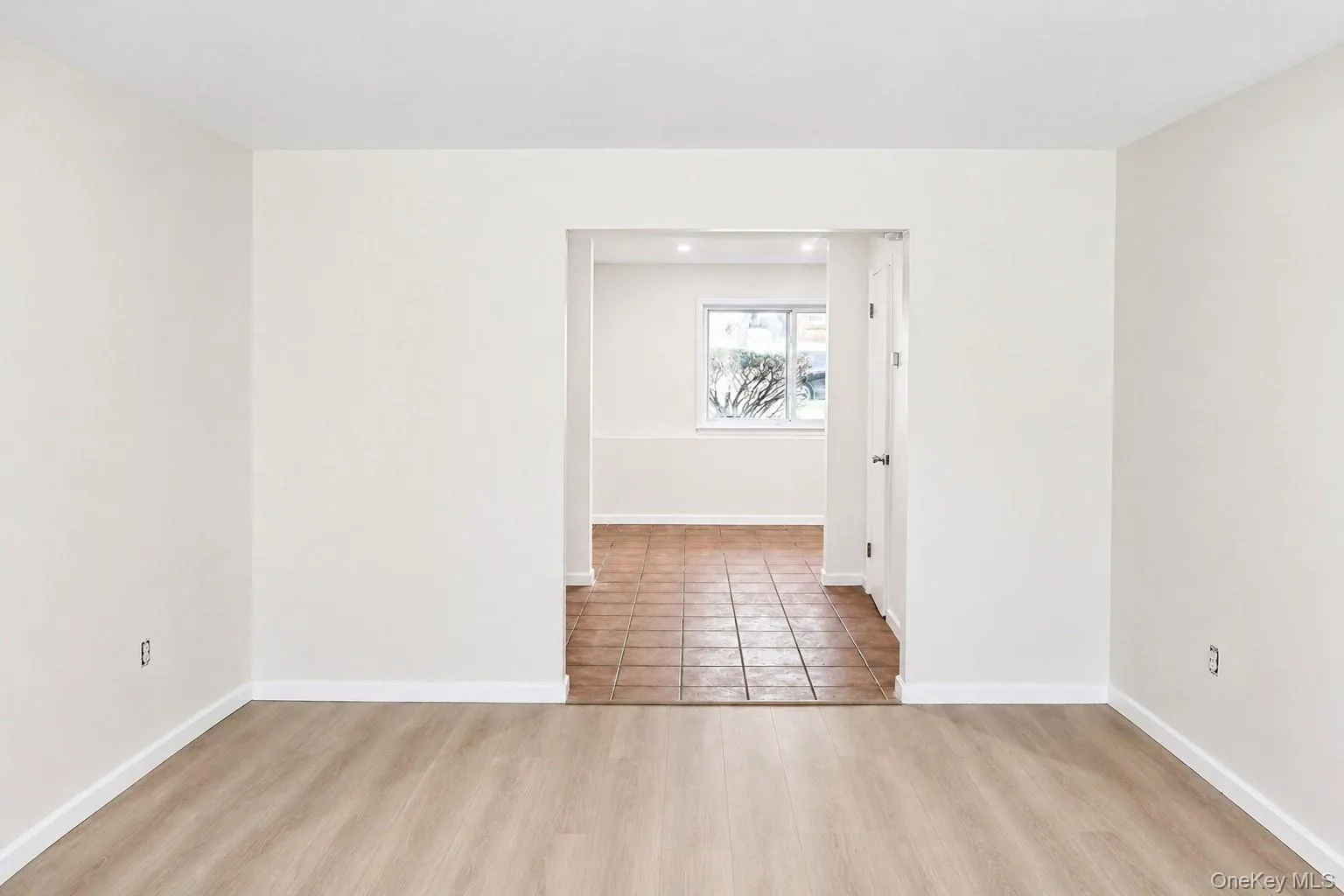 39 Tanager Road, Monroe, NY, 1 Bedroom Bedrooms, 4 Rooms Rooms,1 BathroomBathrooms,Residential Lease,For Rent,Tanager,0,976055 39 Tanager Road, Monroe, NY, 1 Bedroom Bedrooms, 4 Rooms Rooms,1 BathroomBathrooms,Residential Lease,For Rent,Tanager,0,976055