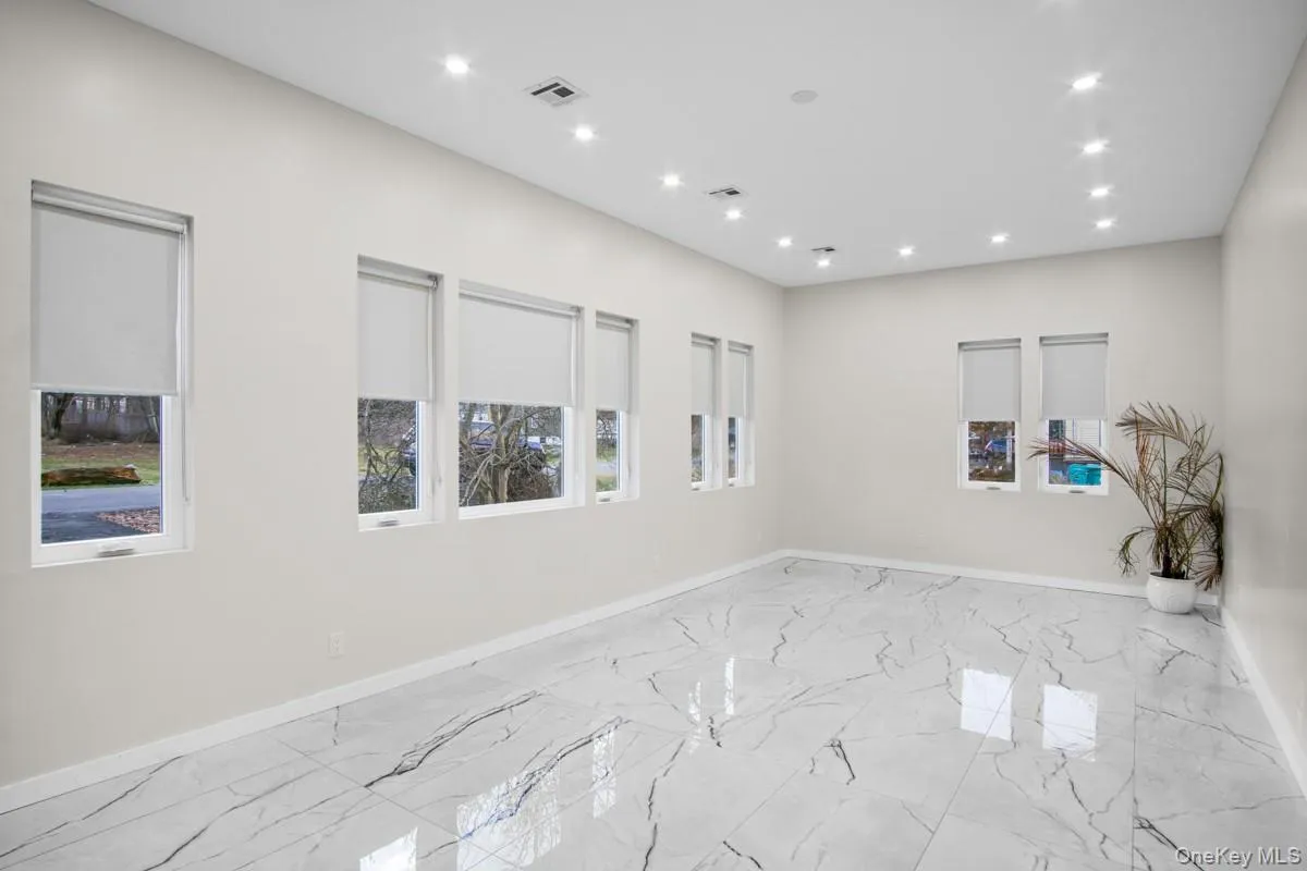 35 Woodcliff Avenue, Thompson, NY, 5 Bedrooms Bedrooms, 9 Rooms Rooms,2 BathroomsBathrooms,Residential,For Rent,Woodcliff,0,976063 35 Woodcliff Avenue, Thompson, NY, 5 Bedrooms Bedrooms, 9 Rooms Rooms,2 BathroomsBathrooms,Residential,For Rent,Woodcliff,0,976063