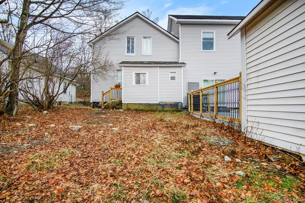 35 Woodcliff Avenue, Thompson, NY, 5 Bedrooms Bedrooms, 9 Rooms Rooms,2 BathroomsBathrooms,Residential,For Rent,Woodcliff,0,976063 35 Woodcliff Avenue, Thompson, NY, 5 Bedrooms Bedrooms, 9 Rooms Rooms,2 BathroomsBathrooms,Residential,For Rent,Woodcliff,0,976063