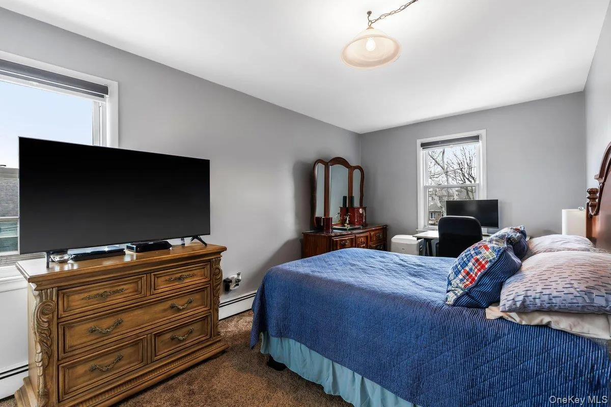 285 First Street, Yonkers, NY, 2 Bedrooms Bedrooms, 8 Rooms Rooms,1 BathroomBathrooms,Residential Sale,For Rent,First,0,976078 285 First Street, Yonkers, NY, 2 Bedrooms Bedrooms, 8 Rooms Rooms,1 BathroomBathrooms,Residential Sale,For Rent,First,0,976078
