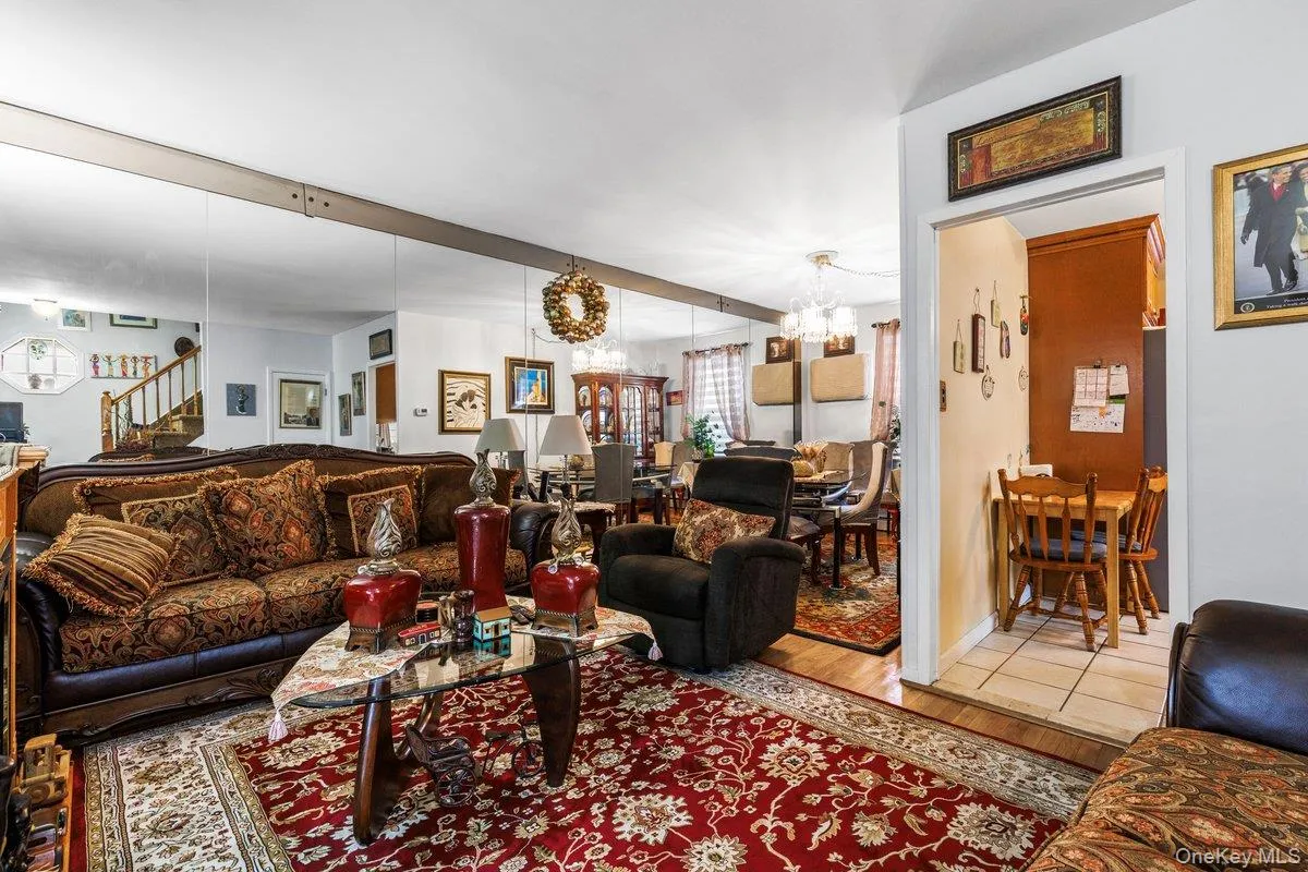 285 First Street, Yonkers, NY, 2 Bedrooms Bedrooms, 8 Rooms Rooms,1 BathroomBathrooms,Residential Sale,For Rent,First,0,976078 285 First Street, Yonkers, NY, 2 Bedrooms Bedrooms, 8 Rooms Rooms,1 BathroomBathrooms,Residential Sale,For Rent,First,0,976078
