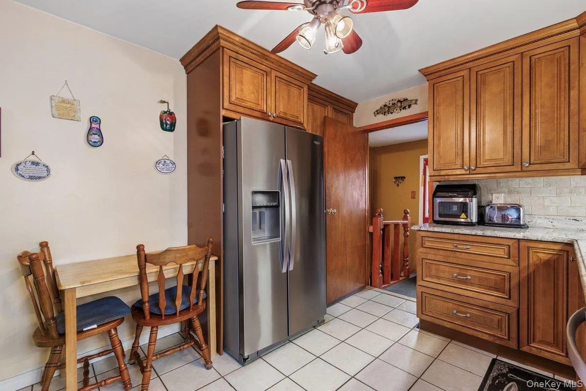 285 First Street, Yonkers, NY, 2 Bedrooms Bedrooms, 8 Rooms Rooms,1 BathroomBathrooms,Residential Sale,For Rent,First,0,976078 285 First Street, Yonkers, NY, 2 Bedrooms Bedrooms, 8 Rooms Rooms,1 BathroomBathrooms,Residential Sale,For Rent,First,0,976078