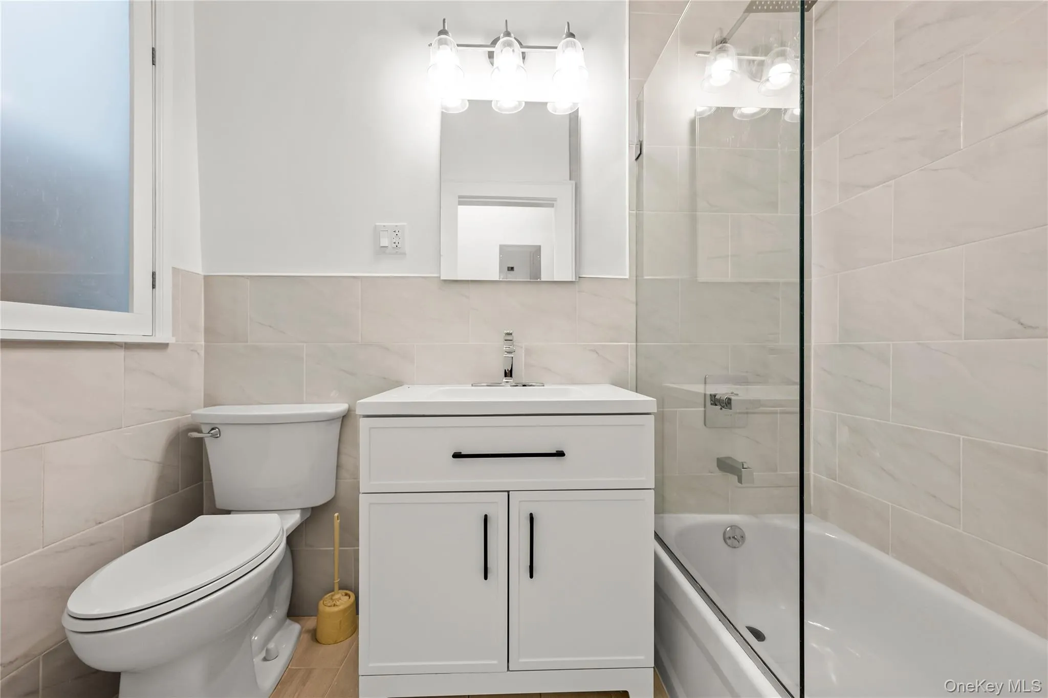 Renovated Full bathroom Renovated Full bathroom