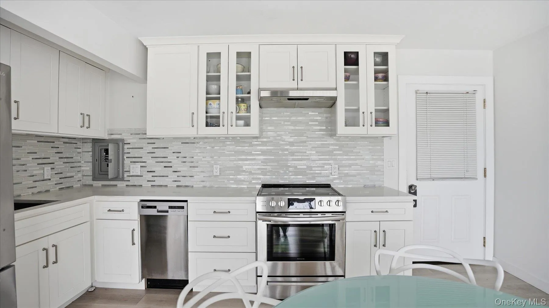 281 Dune Road Unit 16b, Southampton, New York 11978