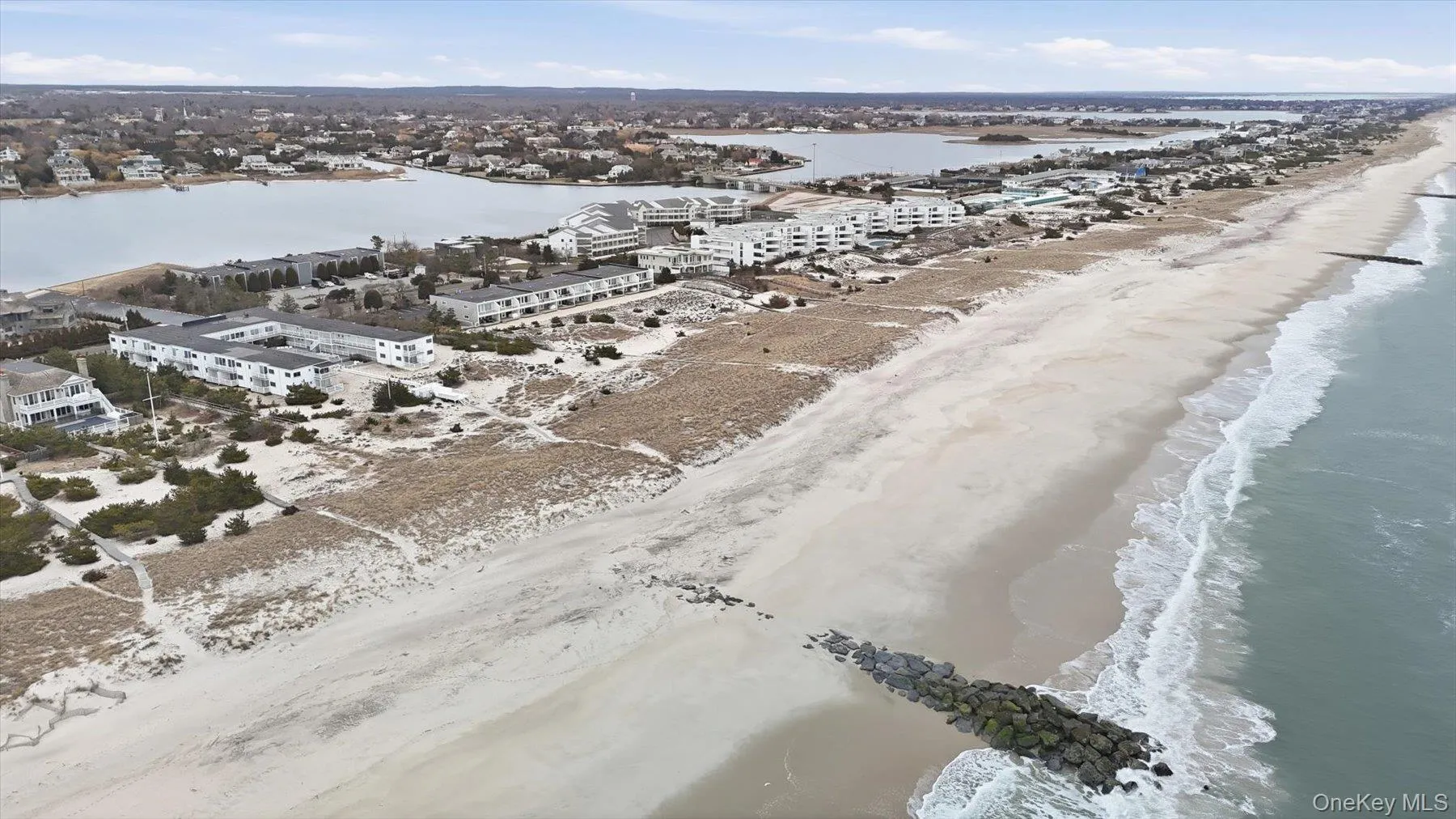 281 Dune Road Unit 16b, Southampton, New York 11978