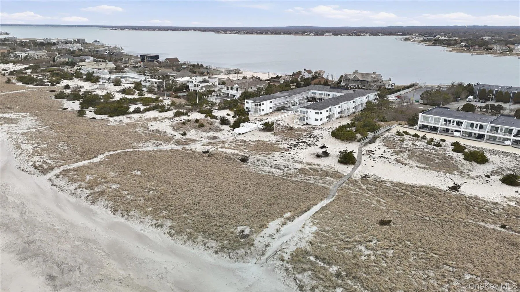 281 Dune Road Unit 16b, Southampton, New York 11978