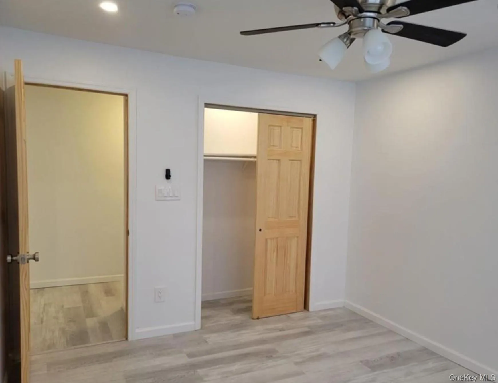 100 Hillside Drive, Middletown, NY, 2 Bedrooms Bedrooms, 6 Rooms Rooms,2 BathroomsBathrooms,Residential Lease,For Rent,Hillside,0,976110 100 Hillside Drive, Middletown, NY, 2 Bedrooms Bedrooms, 6 Rooms Rooms,2 BathroomsBathrooms,Residential Lease,For Rent,Hillside,0,976110