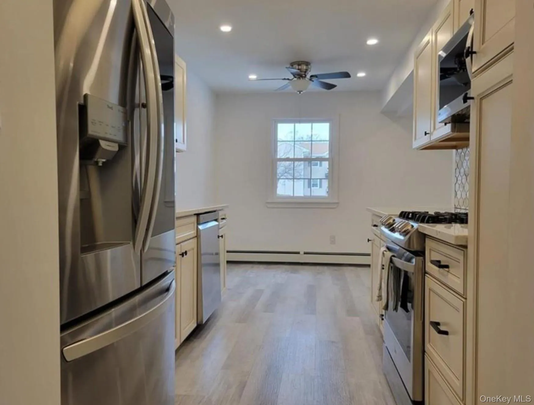 100 Hillside Drive, Middletown, NY, 2 Bedrooms Bedrooms, 6 Rooms Rooms,2 BathroomsBathrooms,Residential Lease,For Rent,Hillside,0,976110 100 Hillside Drive, Middletown, NY, 2 Bedrooms Bedrooms, 6 Rooms Rooms,2 BathroomsBathrooms,Residential Lease,For Rent,Hillside,0,976110