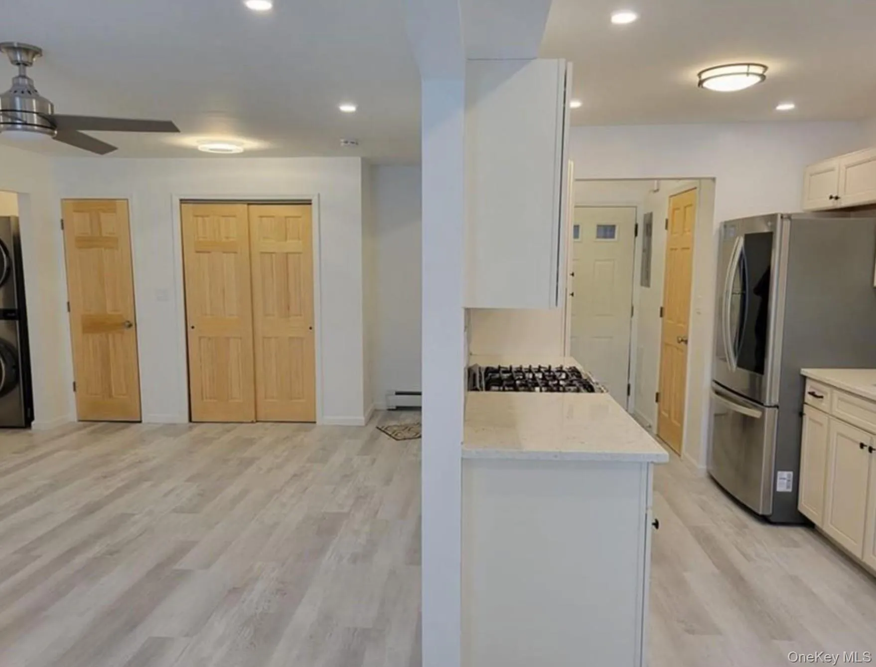 100 Hillside Drive, Middletown, NY, 2 Bedrooms Bedrooms, 6 Rooms Rooms,2 BathroomsBathrooms,Residential Lease,For Rent,Hillside,0,976110 100 Hillside Drive, Middletown, NY, 2 Bedrooms Bedrooms, 6 Rooms Rooms,2 BathroomsBathrooms,Residential Lease,For Rent,Hillside,0,976110