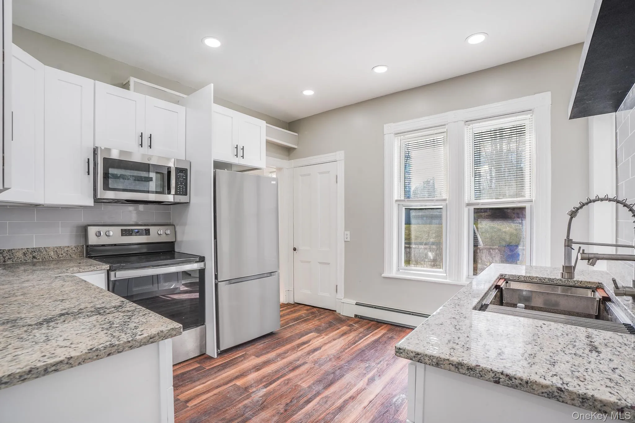 27 Orchard Place, Poughkeepsie, NY, 3 Bedrooms Bedrooms, 4 Rooms Rooms,2 BathroomsBathrooms,Residential Lease,For Rent,Orchard,0,976111 27 Orchard Place, Poughkeepsie, NY, 3 Bedrooms Bedrooms, 4 Rooms Rooms,2 BathroomsBathrooms,Residential Lease,For Rent,Orchard,0,976111