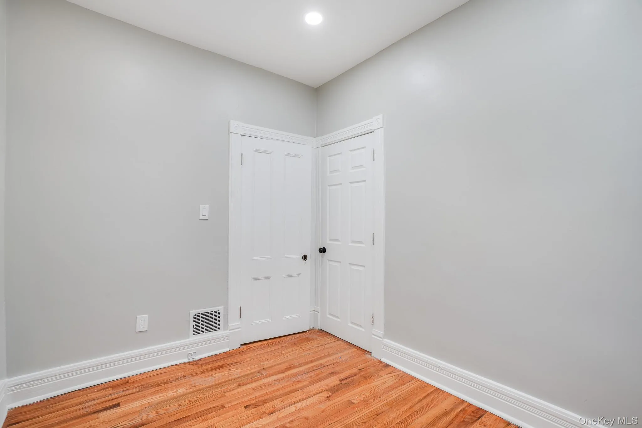 27 Orchard Place, Poughkeepsie, NY, 3 Bedrooms Bedrooms, 4 Rooms Rooms,2 BathroomsBathrooms,Residential Lease,For Rent,Orchard,0,976111 27 Orchard Place, Poughkeepsie, NY, 3 Bedrooms Bedrooms, 4 Rooms Rooms,2 BathroomsBathrooms,Residential Lease,For Rent,Orchard,0,976111