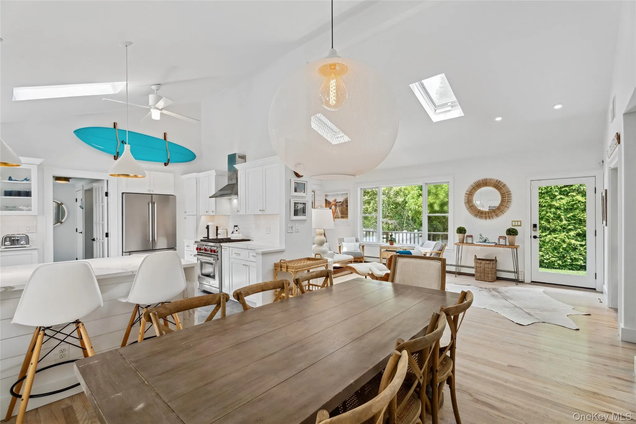 42 Oak Street, Southampton, NY, 3 Bedrooms Bedrooms, 7 Rooms Rooms,2 BathroomsBathrooms,Residential Lease,For Rent,Oak,0,976135 42 Oak Street, Southampton, NY, 3 Bedrooms Bedrooms, 7 Rooms Rooms,2 BathroomsBathrooms,Residential Lease,For Rent,Oak,0,976135