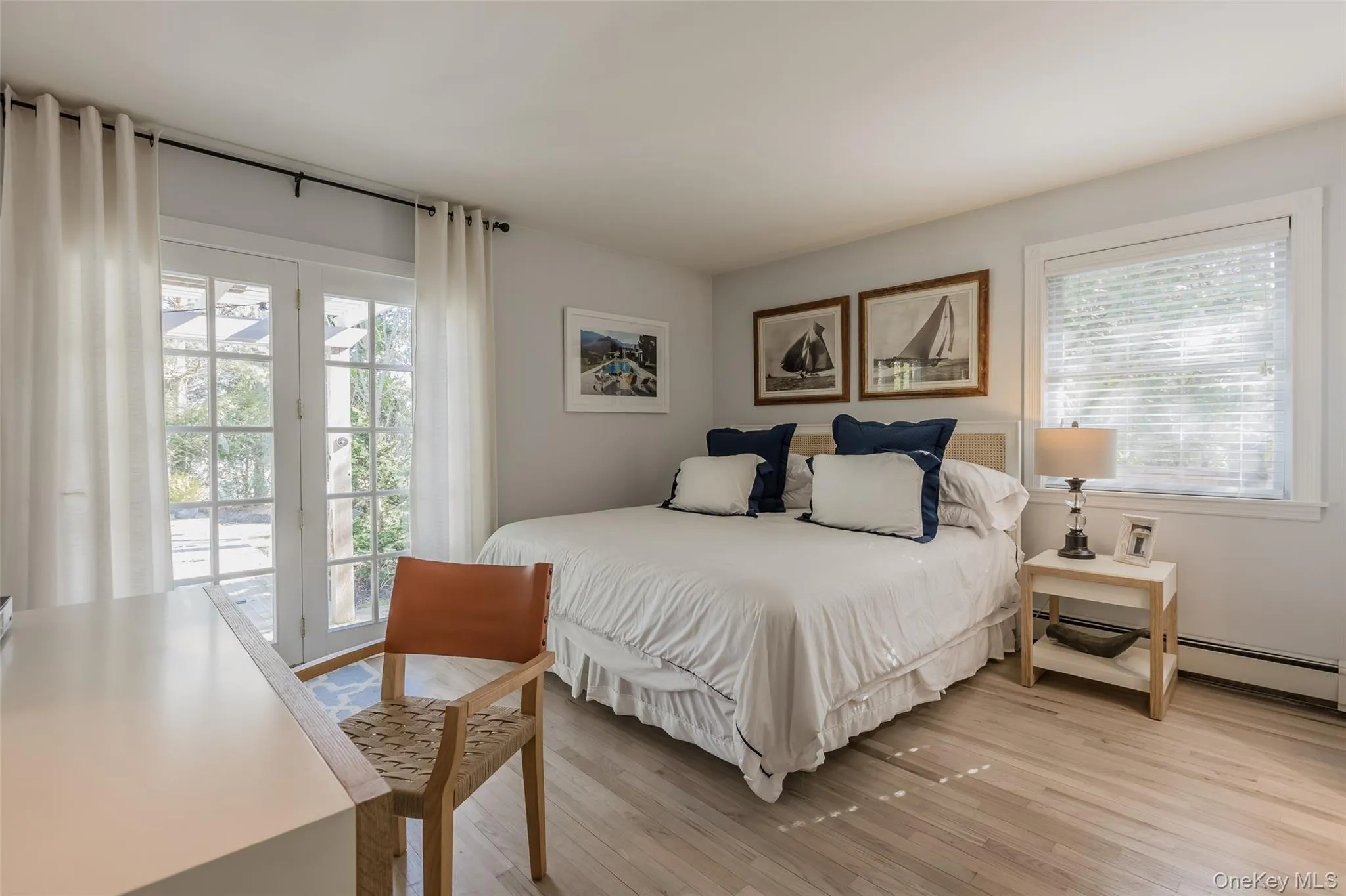 42 Oak Street, Southampton, NY, 3 Bedrooms Bedrooms, 7 Rooms Rooms,2 BathroomsBathrooms,Residential Lease,For Rent,Oak,0,976135 42 Oak Street, Southampton, NY, 3 Bedrooms Bedrooms, 7 Rooms Rooms,2 BathroomsBathrooms,Residential Lease,For Rent,Oak,0,976135