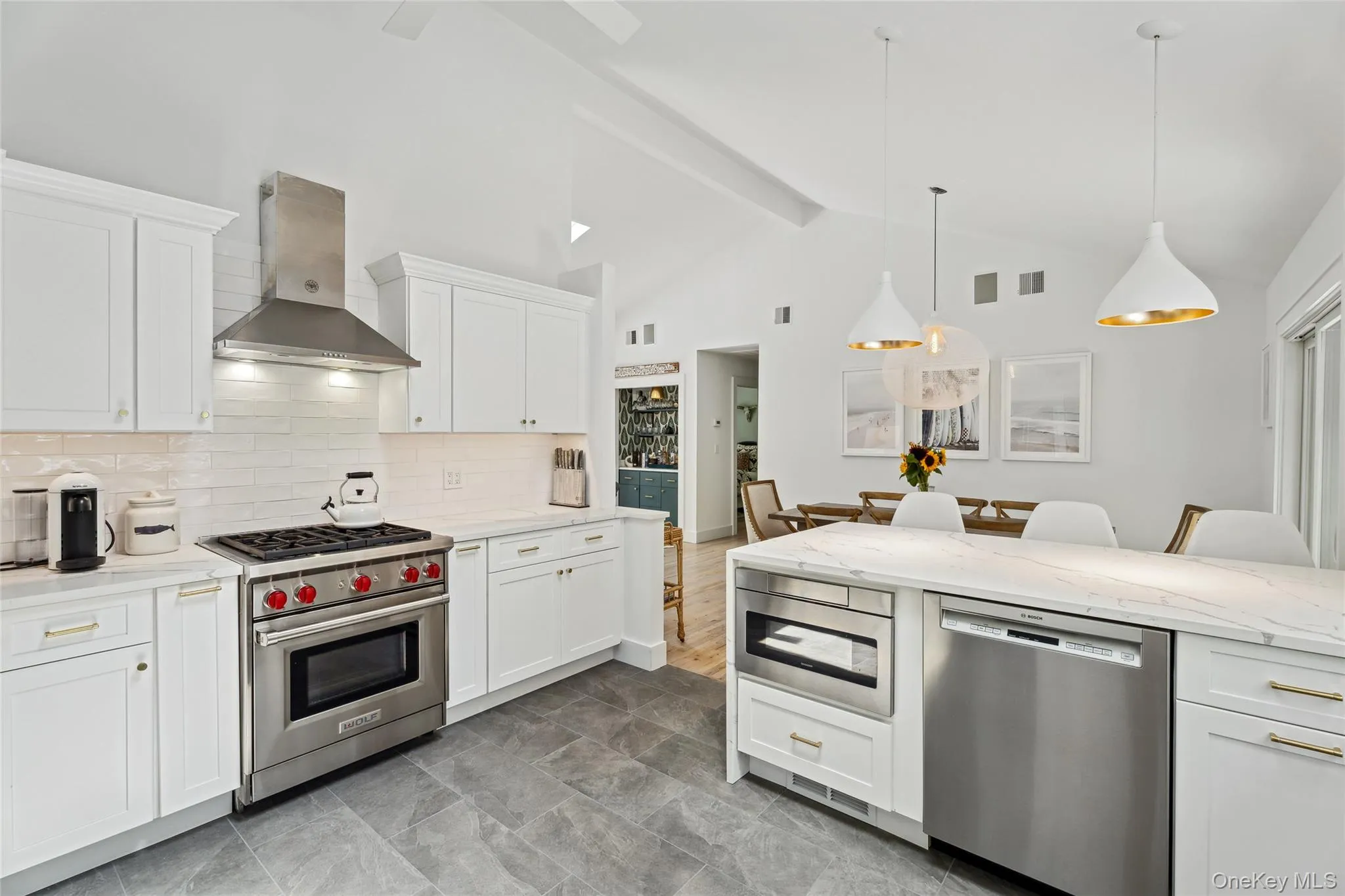 42 Oak Street, Southampton, NY, 3 Bedrooms Bedrooms, 7 Rooms Rooms,2 BathroomsBathrooms,Residential Lease,For Rent,Oak,0,976135 42 Oak Street, Southampton, NY, 3 Bedrooms Bedrooms, 7 Rooms Rooms,2 BathroomsBathrooms,Residential Lease,For Rent,Oak,0,976135