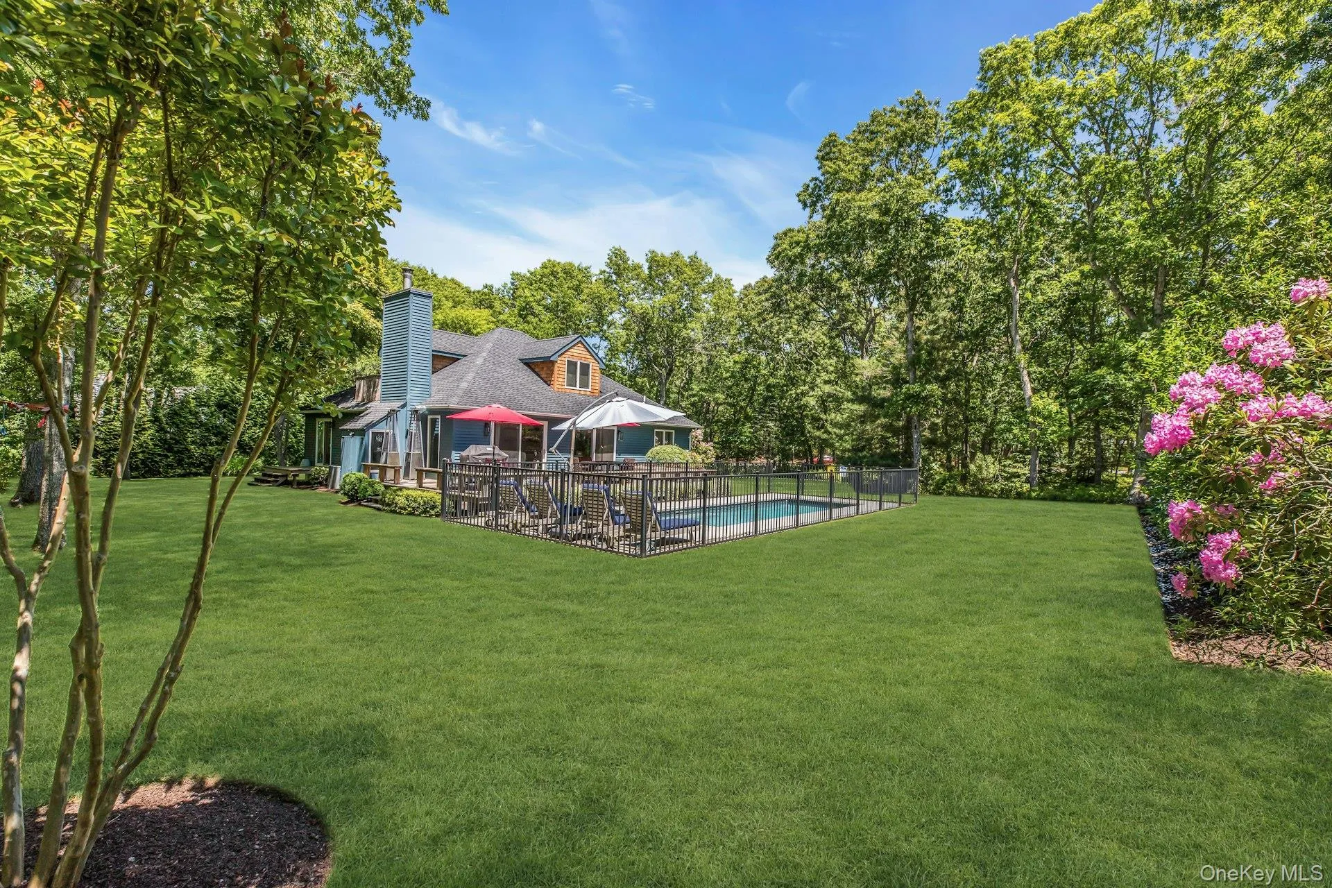 16 Hildreth Road, Southampton, NY, 4 Bedrooms Bedrooms, 7 Rooms Rooms,2 BathroomsBathrooms,Residential Lease,For Rent,Hildreth,0,976145 16 Hildreth Road, Southampton, NY, 4 Bedrooms Bedrooms, 7 Rooms Rooms,2 BathroomsBathrooms,Residential Lease,For Rent,Hildreth,0,976145