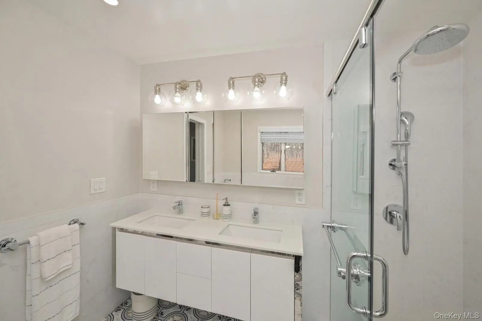 16 Hildreth Road, Southampton, NY, 3 Bedrooms Bedrooms, 7 Rooms Rooms,2 BathroomsBathrooms,Residential Lease,For Rent,Hildreth,0,976145 16 Hildreth Road, Southampton, NY, 3 Bedrooms Bedrooms, 7 Rooms Rooms,2 BathroomsBathrooms,Residential Lease,For Rent,Hildreth,0,976145