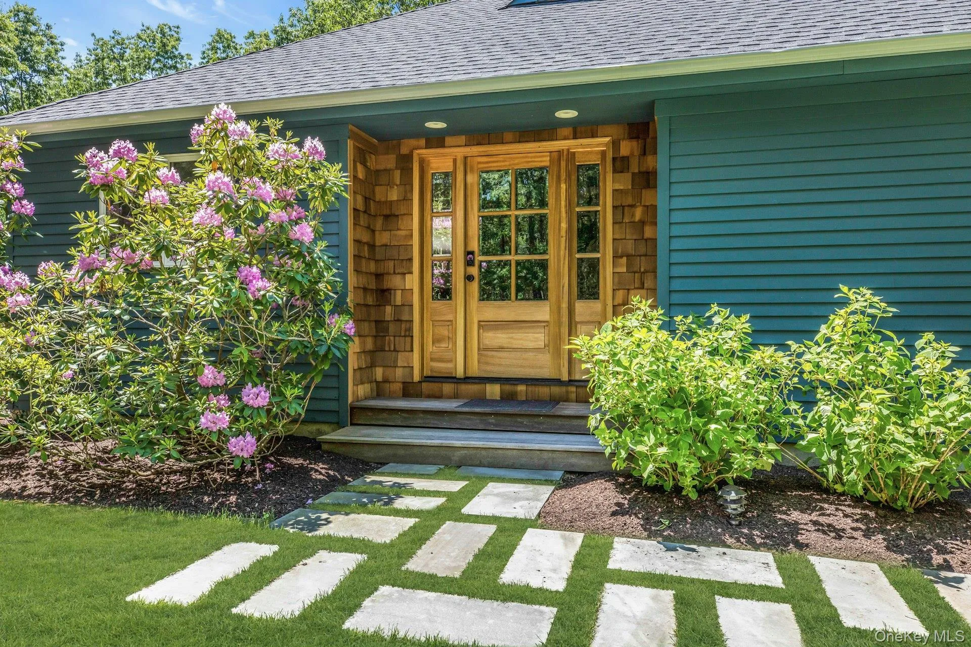 16 Hildreth Road, Southampton, NY, 4 Bedrooms Bedrooms, 7 Rooms Rooms,2 BathroomsBathrooms,Residential Lease,For Rent,Hildreth,0,976145 16 Hildreth Road, Southampton, NY, 4 Bedrooms Bedrooms, 7 Rooms Rooms,2 BathroomsBathrooms,Residential Lease,For Rent,Hildreth,0,976145