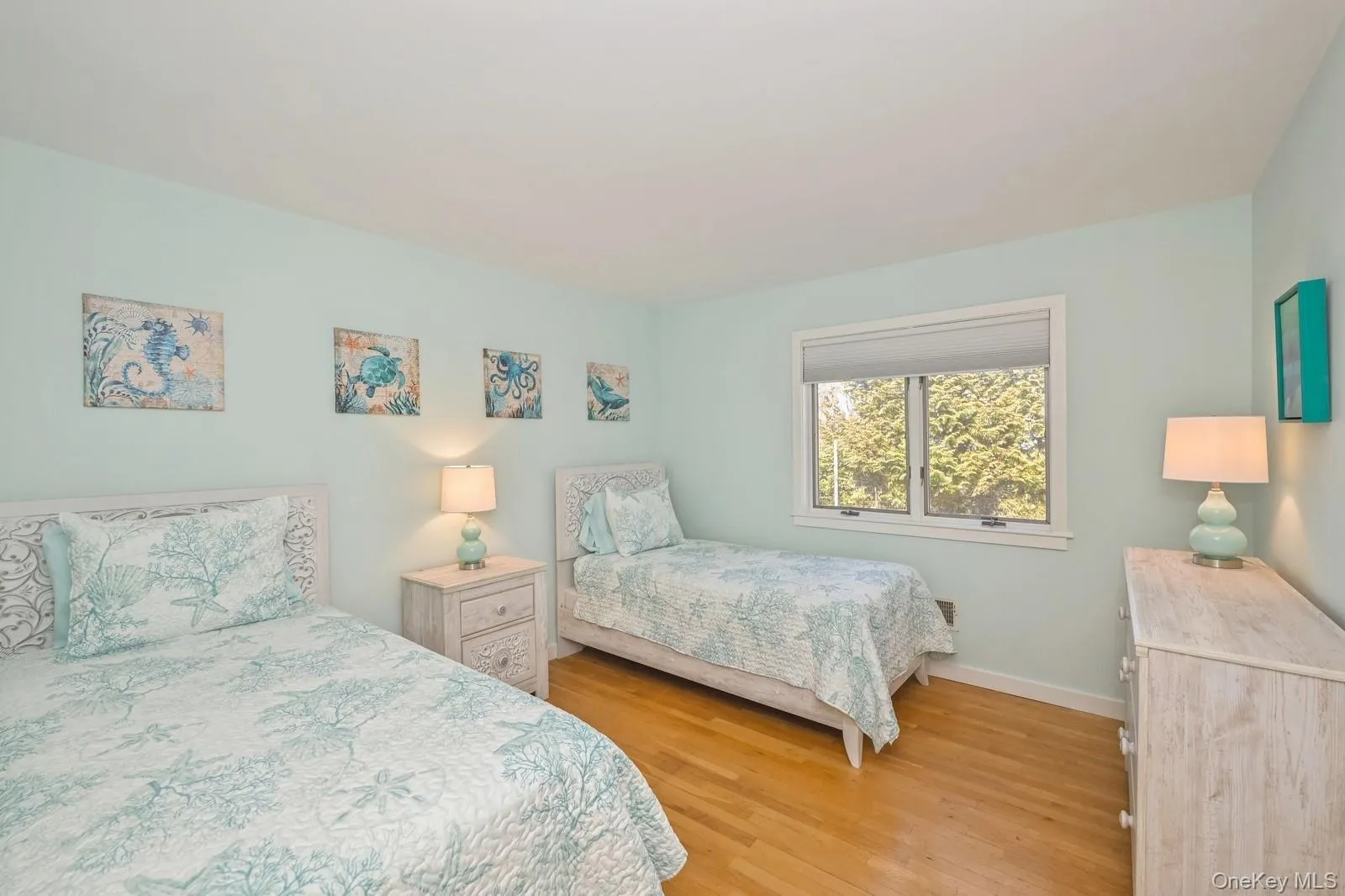 16 Hildreth Road, Southampton, NY, 3 Bedrooms Bedrooms, 7 Rooms Rooms,2 BathroomsBathrooms,Residential Lease,For Rent,Hildreth,0,976145 16 Hildreth Road, Southampton, NY, 3 Bedrooms Bedrooms, 7 Rooms Rooms,2 BathroomsBathrooms,Residential Lease,For Rent,Hildreth,0,976145