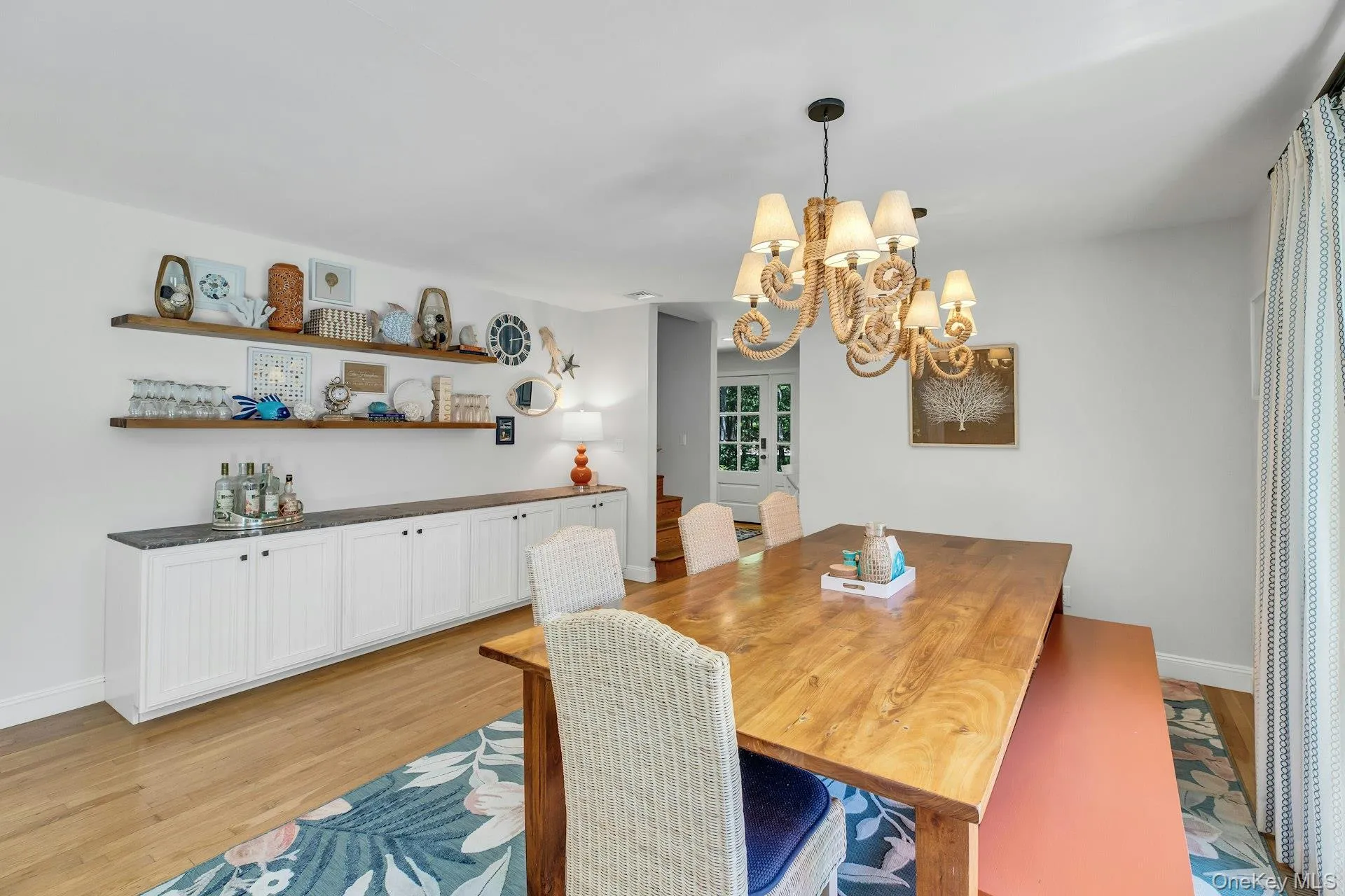 16 Hildreth Road, Southampton, NY, 4 Bedrooms Bedrooms, 7 Rooms Rooms,2 BathroomsBathrooms,Residential Lease,For Rent,Hildreth,0,976145 16 Hildreth Road, Southampton, NY, 4 Bedrooms Bedrooms, 7 Rooms Rooms,2 BathroomsBathrooms,Residential Lease,For Rent,Hildreth,0,976145