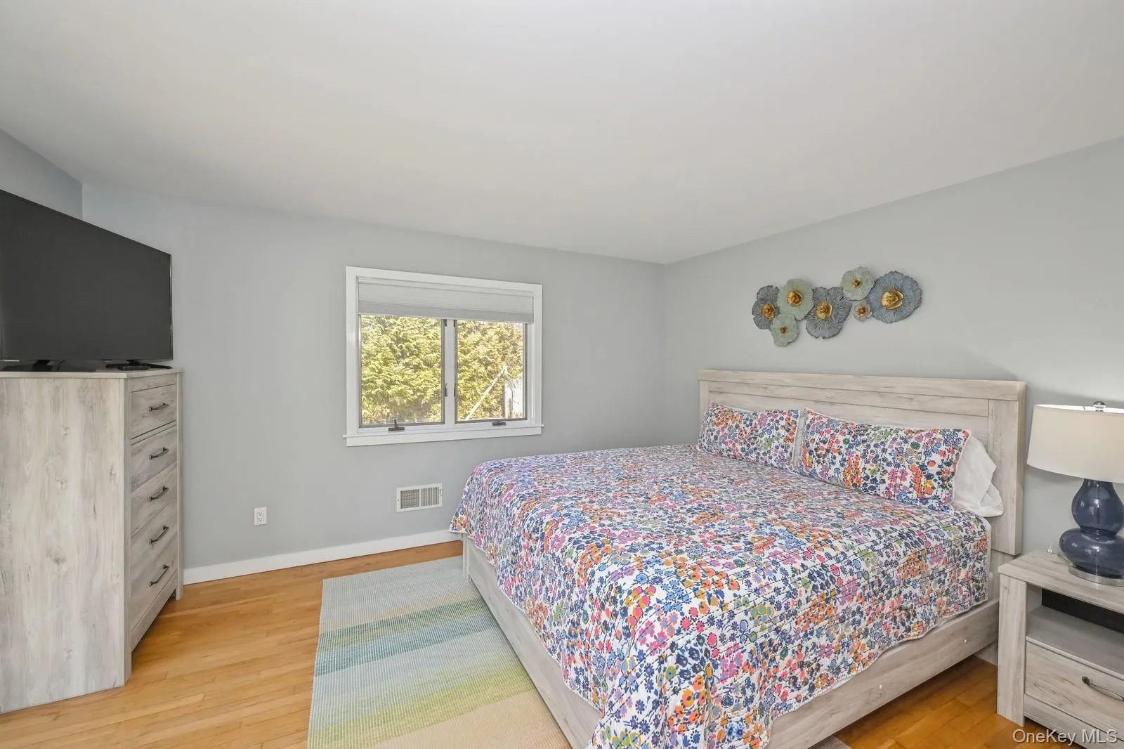 16 Hildreth Road, Southampton, NY, 3 Bedrooms Bedrooms, 7 Rooms Rooms,2 BathroomsBathrooms,Residential Lease,For Rent,Hildreth,0,976145 16 Hildreth Road, Southampton, NY, 3 Bedrooms Bedrooms, 7 Rooms Rooms,2 BathroomsBathrooms,Residential Lease,For Rent,Hildreth,0,976145