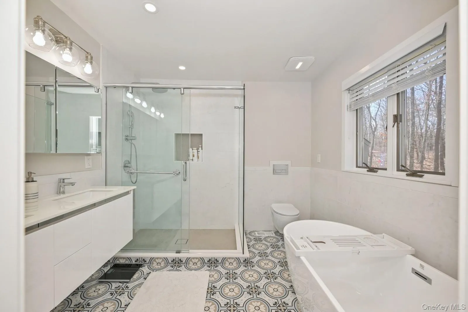 16 Hildreth Road, Southampton, NY, 3 Bedrooms Bedrooms, 7 Rooms Rooms,2 BathroomsBathrooms,Residential Lease,For Rent,Hildreth,0,976145 16 Hildreth Road, Southampton, NY, 3 Bedrooms Bedrooms, 7 Rooms Rooms,2 BathroomsBathrooms,Residential Lease,For Rent,Hildreth,0,976145