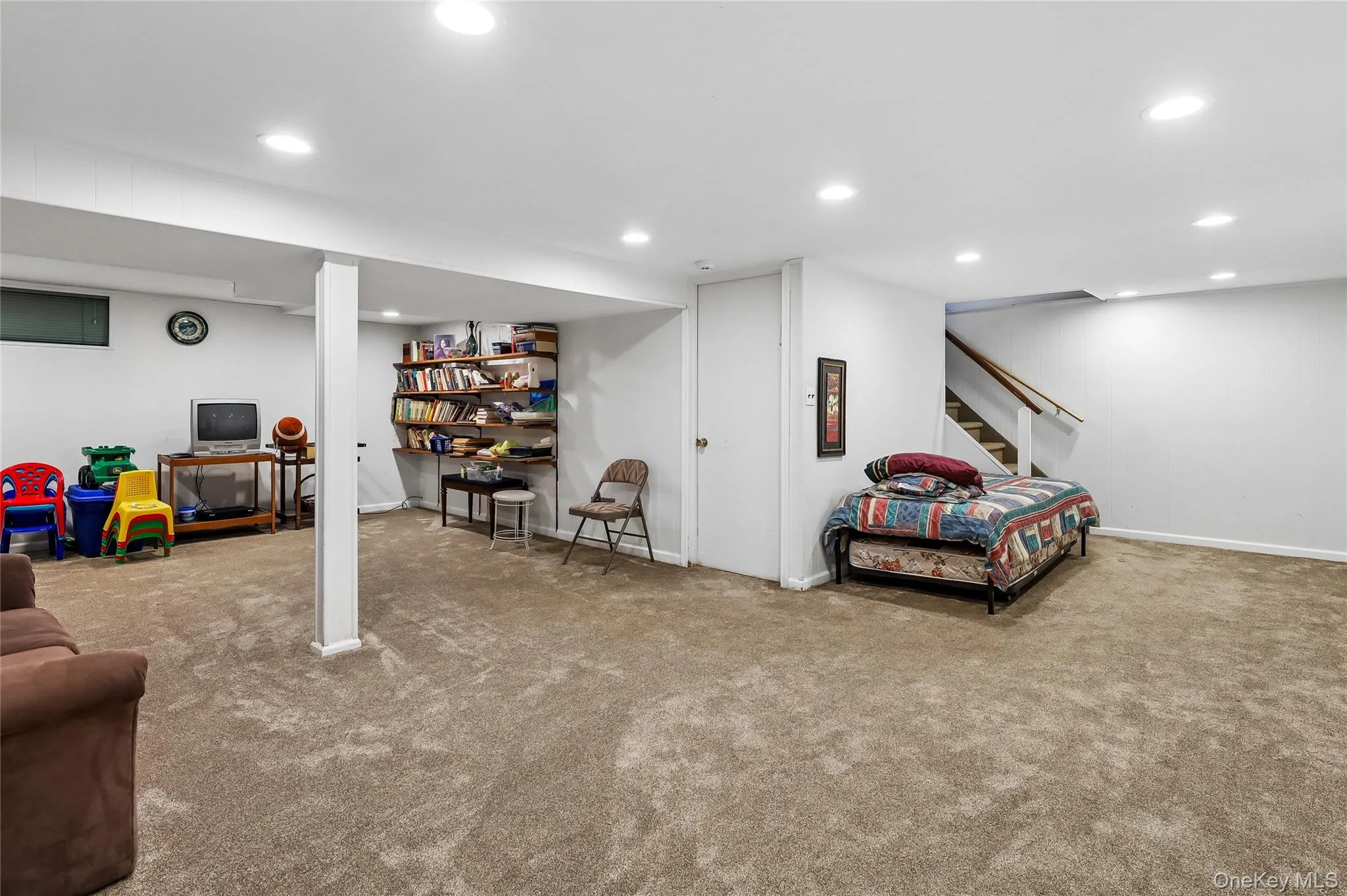 2 Barbara Lane, Ramapo, NY, 5 Bedrooms Bedrooms, 11 Rooms Rooms,2 BathroomsBathrooms,Residential,For Rent,Barbara,0,976152 2 Barbara Lane, Ramapo, NY, 5 Bedrooms Bedrooms, 11 Rooms Rooms,2 BathroomsBathrooms,Residential,For Rent,Barbara,0,976152