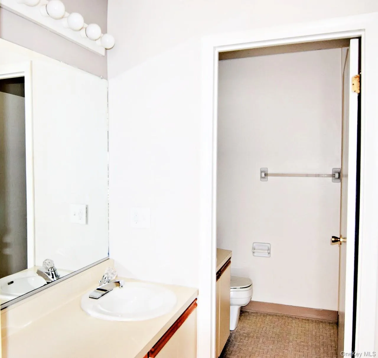 3502 Fox Lane, Poughkeepsie (town), NY, 2 Bedrooms Bedrooms, 5 Rooms Rooms,1 BathroomBathrooms,Residential Lease,For Rent,Fox,0,976154 3502 Fox Lane, Poughkeepsie (town), NY, 2 Bedrooms Bedrooms, 5 Rooms Rooms,1 BathroomBathrooms,Residential Lease,For Rent,Fox,0,976154