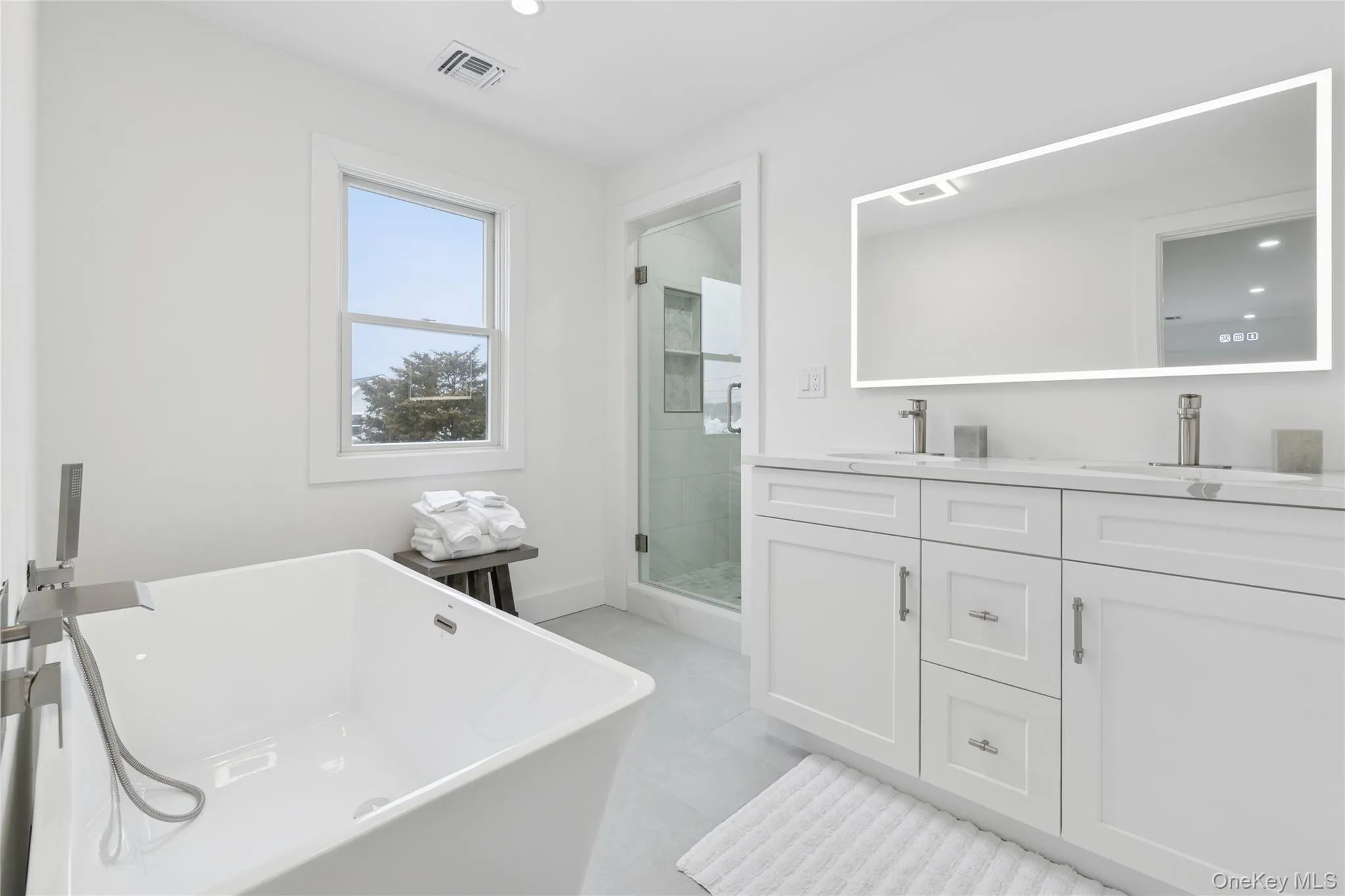 10 Sagamore Road, Southampton, NY, 4 Bedrooms Bedrooms, 18 Rooms Rooms,5 BathroomsBathrooms,Residential Lease,For Rent,Sagamore,0,976167 10 Sagamore Road, Southampton, NY, 4 Bedrooms Bedrooms, 18 Rooms Rooms,5 BathroomsBathrooms,Residential Lease,For Rent,Sagamore,0,976167