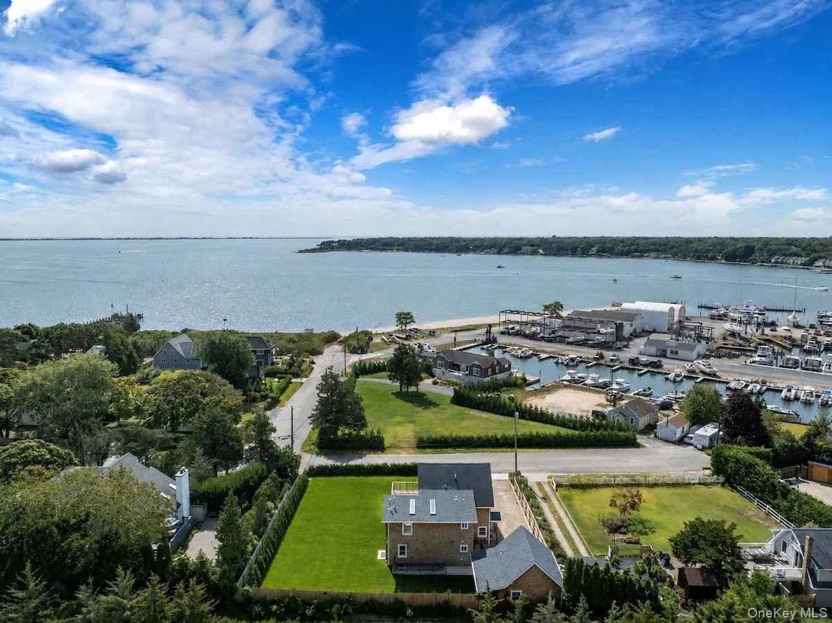 10 Sagamore Road, Southampton, NY, 4 Bedrooms Bedrooms, 18 Rooms Rooms,5 BathroomsBathrooms,Residential Lease,For Rent,Sagamore,0,976167 10 Sagamore Road, Southampton, NY, 4 Bedrooms Bedrooms, 18 Rooms Rooms,5 BathroomsBathrooms,Residential Lease,For Rent,Sagamore,0,976167