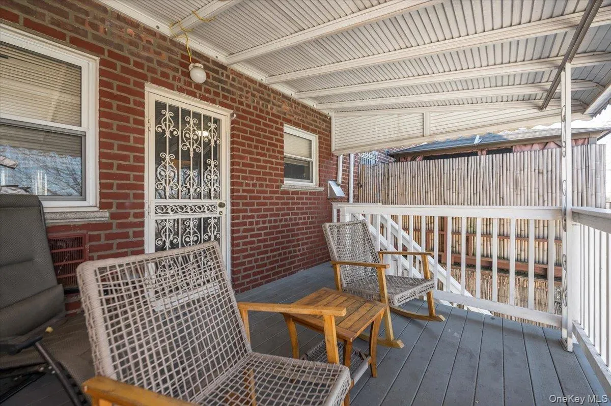 2515 Eastchester Road, New York, NY, 4 Bedrooms Bedrooms, 6 Rooms Rooms,2 BathroomsBathrooms,Residential,For Rent,Eastchester,0,976172 2515 Eastchester Road, New York, NY, 4 Bedrooms Bedrooms, 6 Rooms Rooms,2 BathroomsBathrooms,Residential,For Rent,Eastchester,0,976172