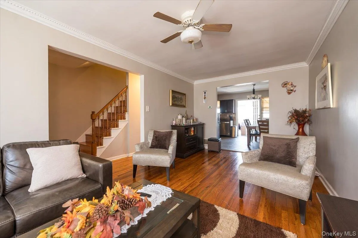 2515 Eastchester Road, New York, NY, 4 Bedrooms Bedrooms, 6 Rooms Rooms,2 BathroomsBathrooms,Residential,For Rent,Eastchester,0,976172 2515 Eastchester Road, New York, NY, 4 Bedrooms Bedrooms, 6 Rooms Rooms,2 BathroomsBathrooms,Residential,For Rent,Eastchester,0,976172