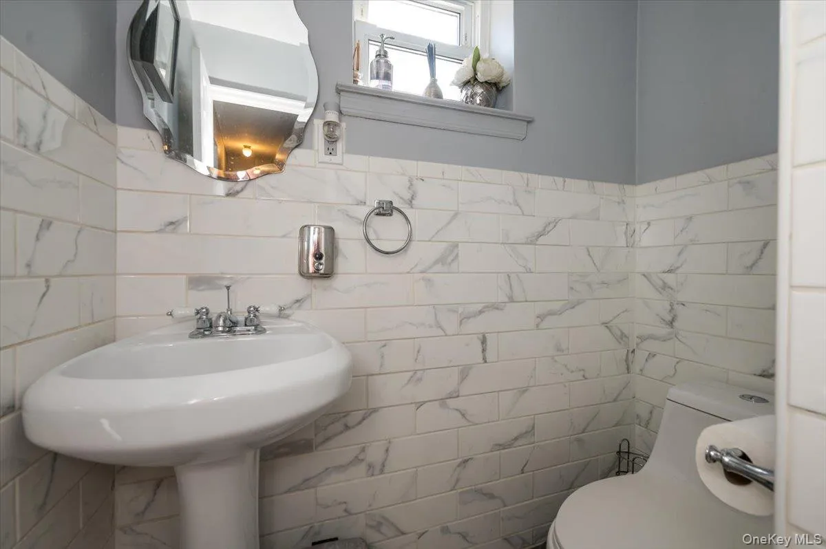 2515 Eastchester Road, New York, NY, 4 Bedrooms Bedrooms, 6 Rooms Rooms,2 BathroomsBathrooms,Residential,For Rent,Eastchester,0,976172 2515 Eastchester Road, New York, NY, 4 Bedrooms Bedrooms, 6 Rooms Rooms,2 BathroomsBathrooms,Residential,For Rent,Eastchester,0,976172