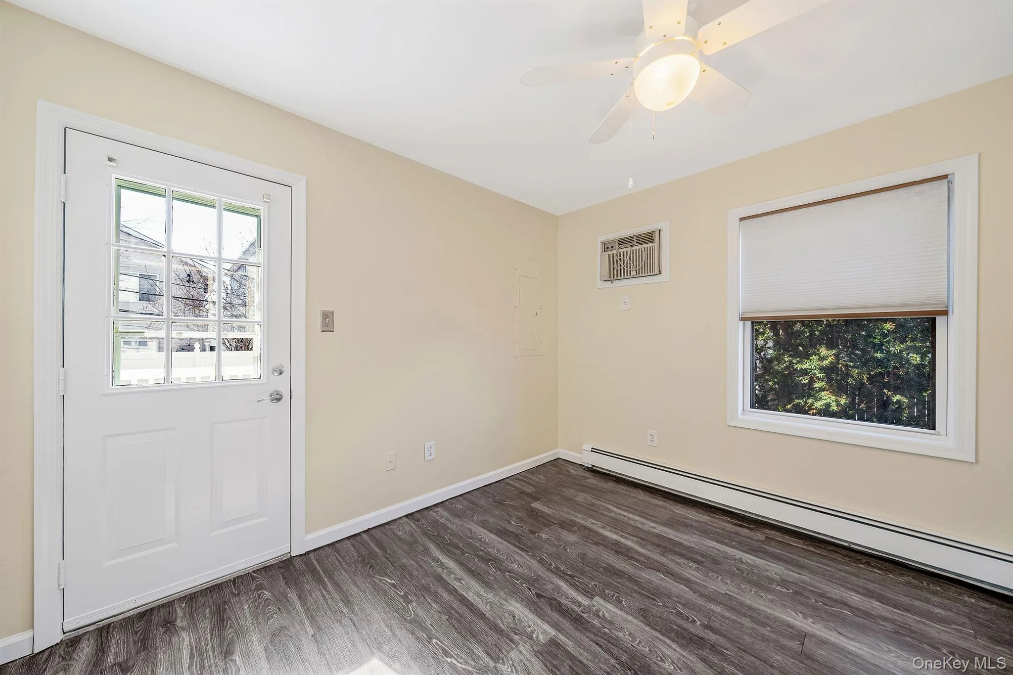 272 Harrison Street, Long Beach, NY, 2 Bedrooms Bedrooms, 5 Rooms Rooms,1 BathroomBathrooms,Residential Lease,For Rent,Harrison,0,976174 272 Harrison Street, Long Beach, NY, 2 Bedrooms Bedrooms, 5 Rooms Rooms,1 BathroomBathrooms,Residential Lease,For Rent,Harrison,0,976174
