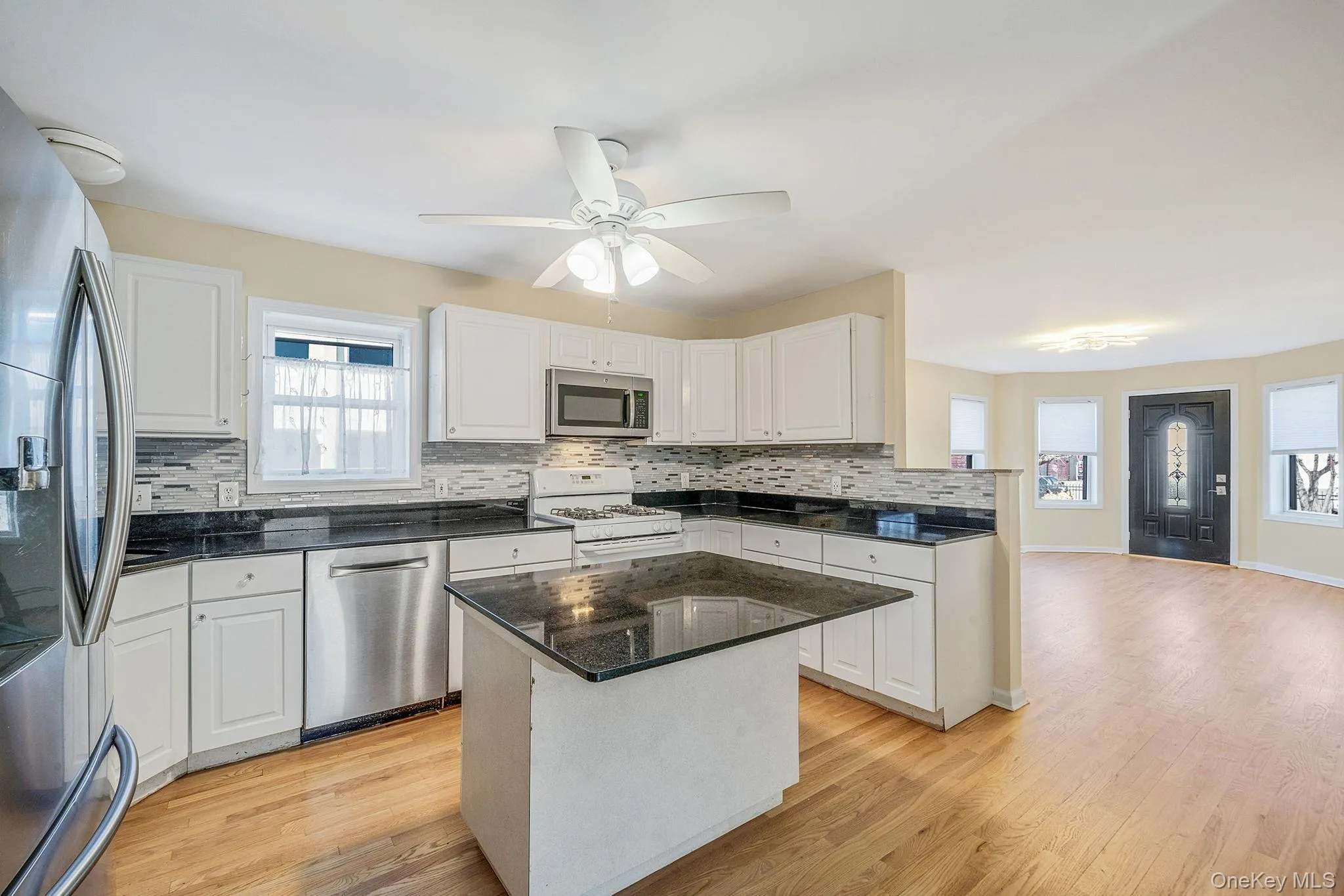 272 Harrison Street, Long Beach, NY, 2 Bedrooms Bedrooms, 5 Rooms Rooms,1 BathroomBathrooms,Residential Lease,For Rent,Harrison,0,976174 272 Harrison Street, Long Beach, NY, 2 Bedrooms Bedrooms, 5 Rooms Rooms,1 BathroomBathrooms,Residential Lease,For Rent,Harrison,0,976174