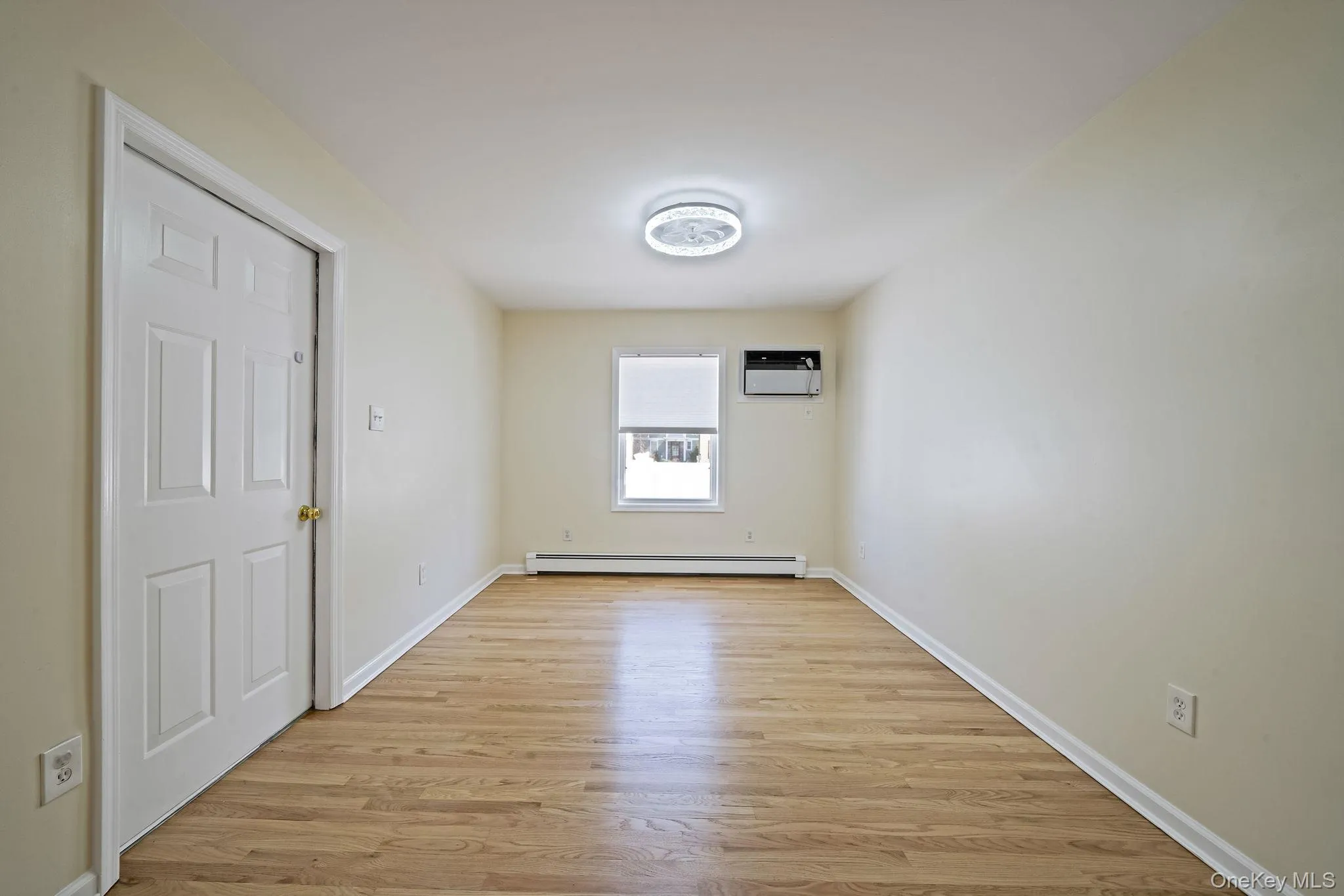 272 Harrison Street, Long Beach, NY, 2 Bedrooms Bedrooms, 5 Rooms Rooms,1 BathroomBathrooms,Residential Lease,For Rent,Harrison,0,976174 272 Harrison Street, Long Beach, NY, 2 Bedrooms Bedrooms, 5 Rooms Rooms,1 BathroomBathrooms,Residential Lease,For Rent,Harrison,0,976174