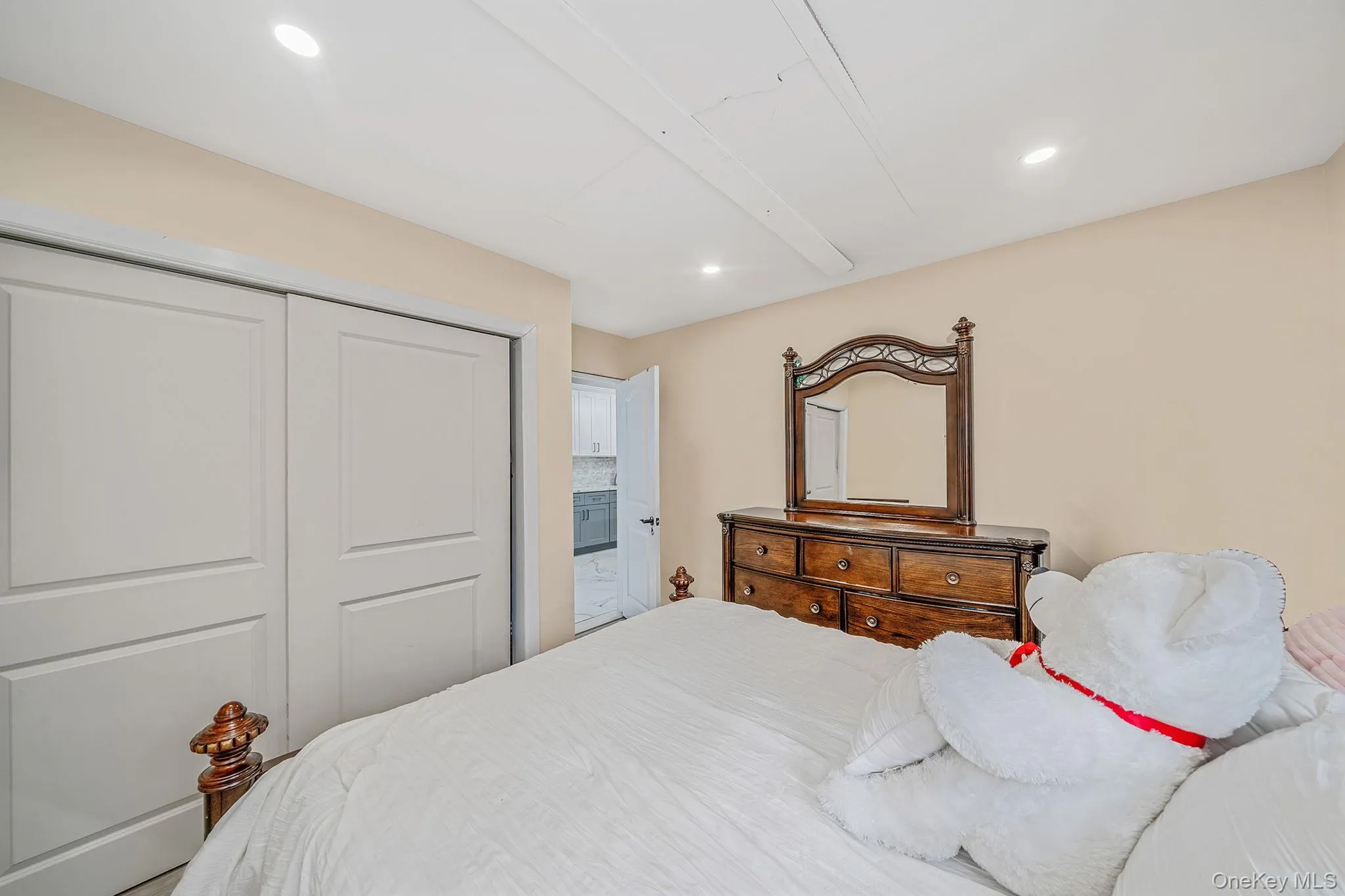 158 Mohawk Street, Islip, NY, 2 Bedrooms Bedrooms, 5 Rooms Rooms,1 BathroomBathrooms,Residential Lease,For Rent,Mohawk,0,976189 158 Mohawk Street, Islip, NY, 2 Bedrooms Bedrooms, 5 Rooms Rooms,1 BathroomBathrooms,Residential Lease,For Rent,Mohawk,0,976189