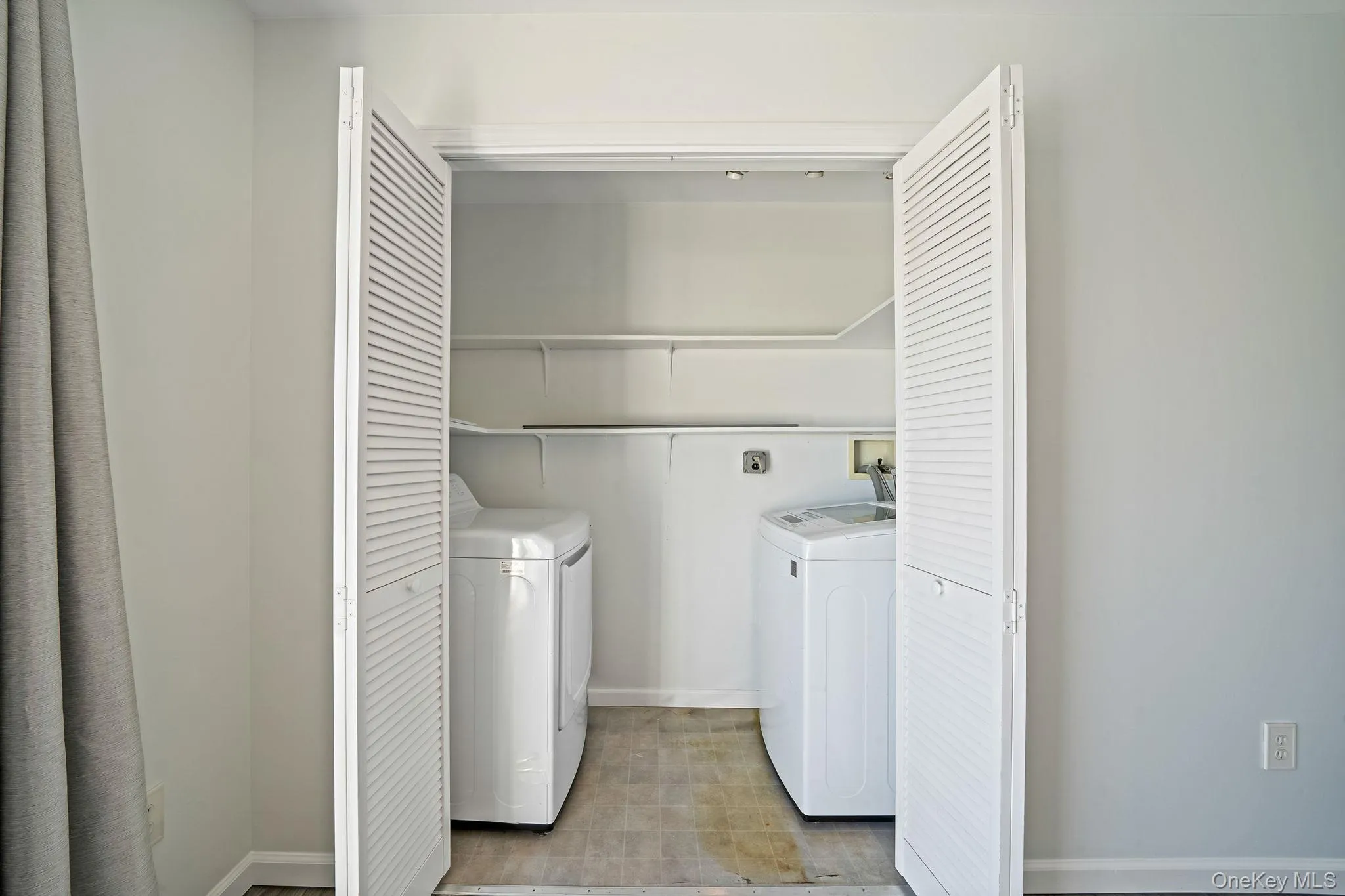 272 Harrison Street, Long Beach, NY, 3 Bedrooms Bedrooms, 5 Rooms Rooms,2 BathroomsBathrooms,Residential Lease,For Rent,Harrison,0,976190 272 Harrison Street, Long Beach, NY, 3 Bedrooms Bedrooms, 5 Rooms Rooms,2 BathroomsBathrooms,Residential Lease,For Rent,Harrison,0,976190