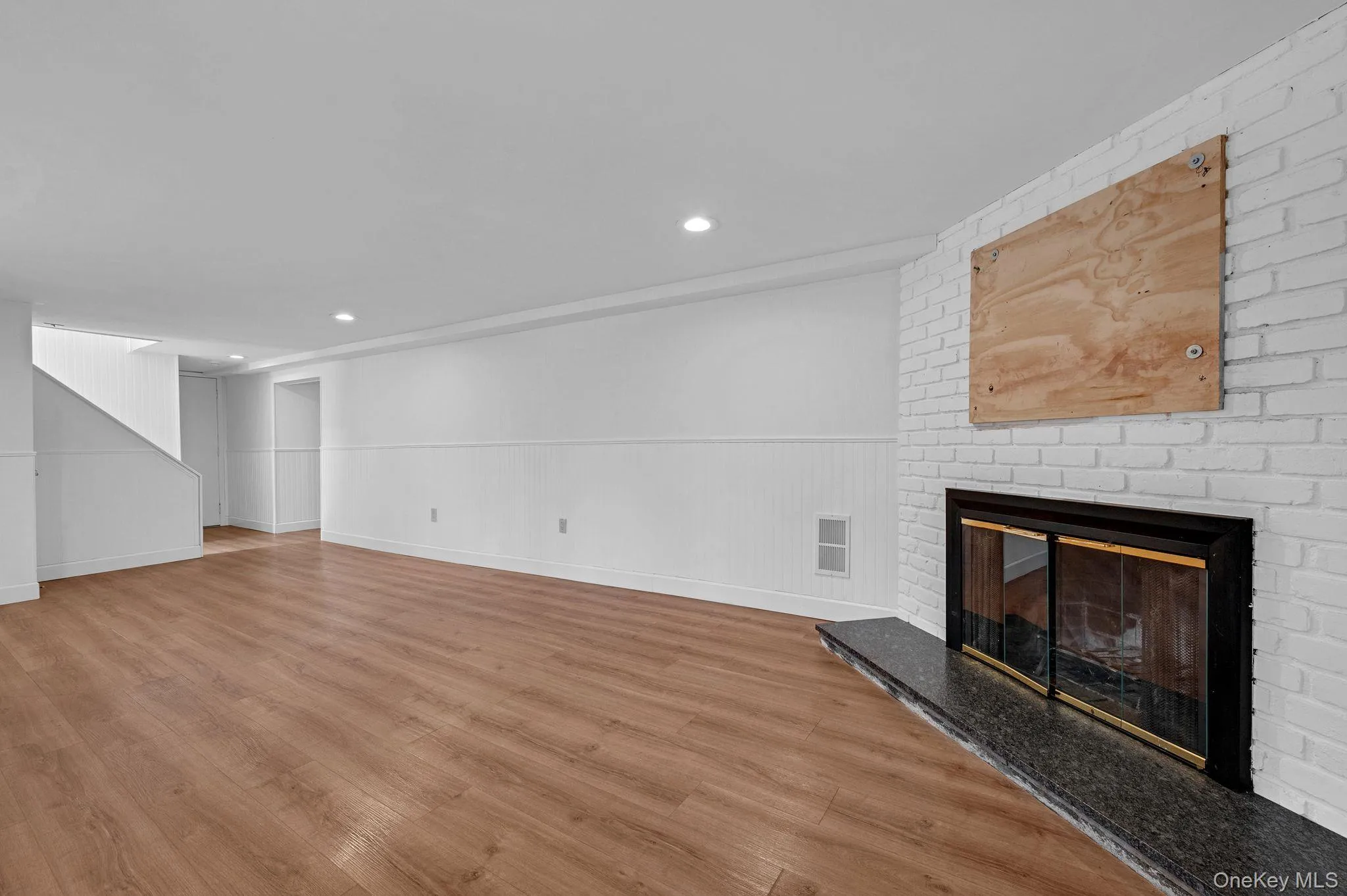 3 Glen Way, Huntington, NY, 4 Bedrooms Bedrooms, 8 Rooms Rooms,2 BathroomsBathrooms,Residential,For Rent,Glen,0,976192 3 Glen Way, Huntington, NY, 4 Bedrooms Bedrooms, 8 Rooms Rooms,2 BathroomsBathrooms,Residential,For Rent,Glen,0,976192