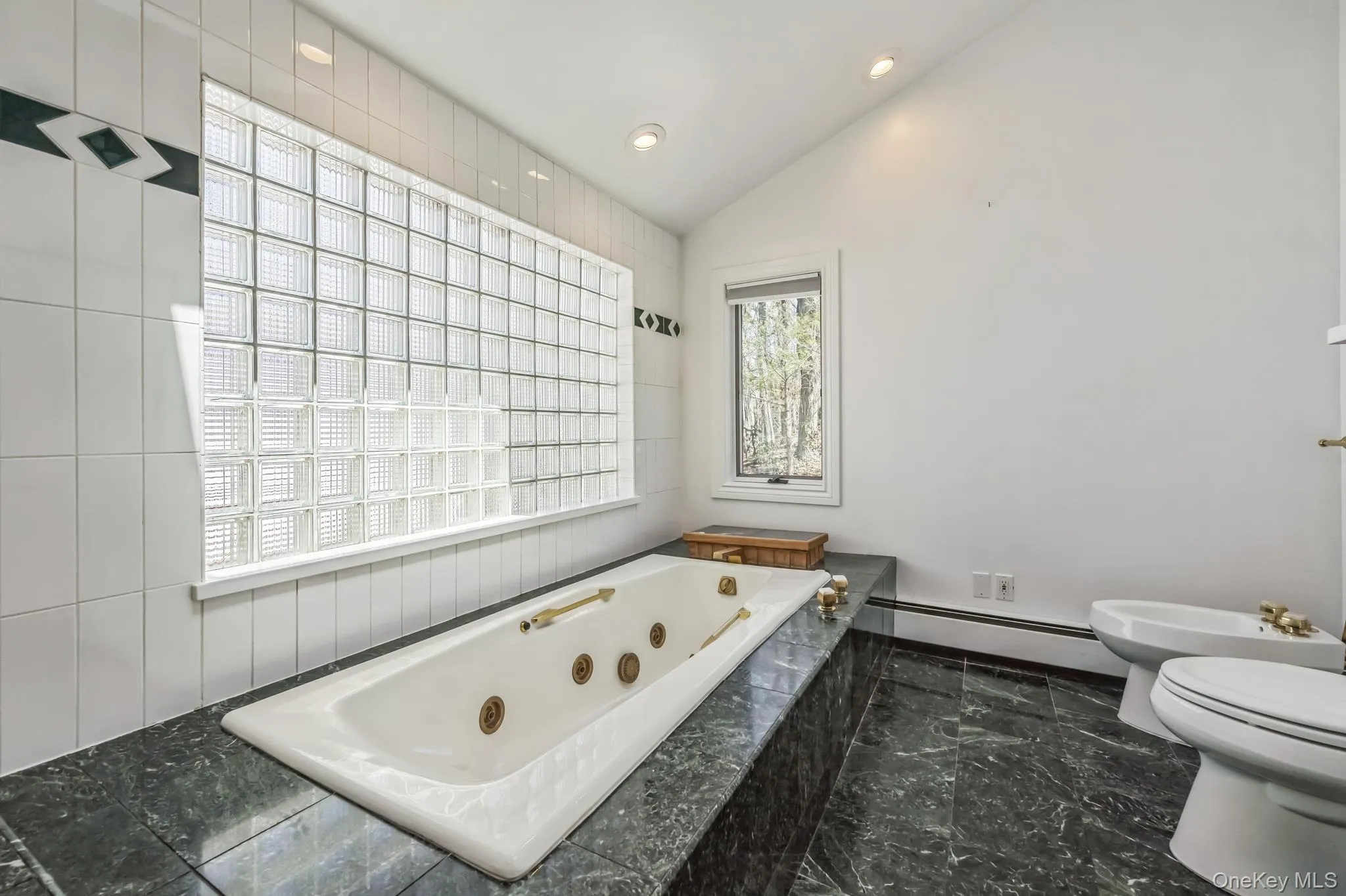 3 Glen Way, Huntington, NY, 4 Bedrooms Bedrooms, 8 Rooms Rooms,2 BathroomsBathrooms,Residential,For Rent,Glen,0,976192 3 Glen Way, Huntington, NY, 4 Bedrooms Bedrooms, 8 Rooms Rooms,2 BathroomsBathrooms,Residential,For Rent,Glen,0,976192