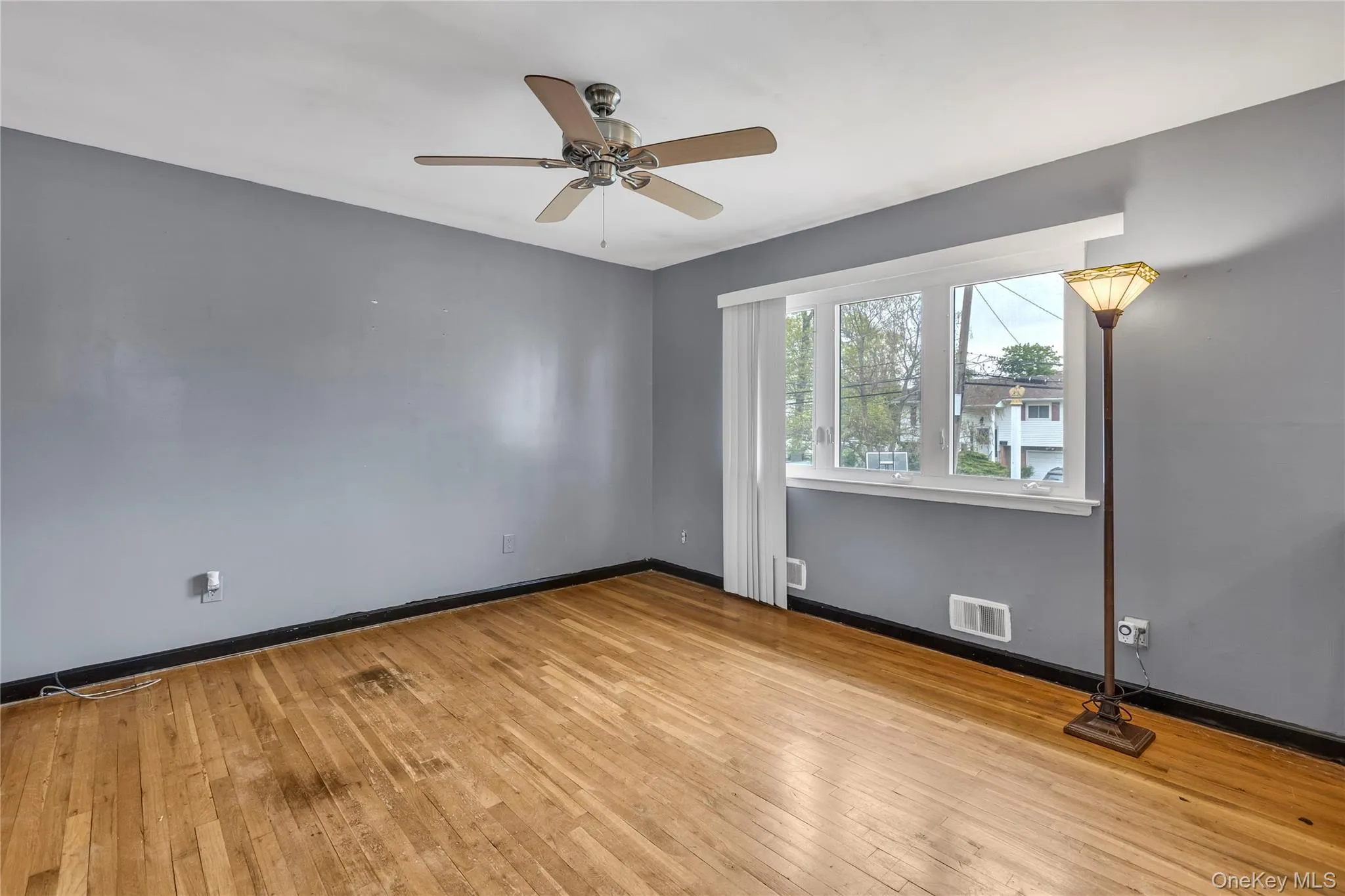 52 Mississippi Avenue, Islip, NY, 4 Bedrooms Bedrooms, 9 Rooms Rooms,2 BathroomsBathrooms,Residential Sale,For Rent,Mississippi,0,976231 52 Mississippi Avenue, Islip, NY, 4 Bedrooms Bedrooms, 9 Rooms Rooms,2 BathroomsBathrooms,Residential Sale,For Rent,Mississippi,0,976231