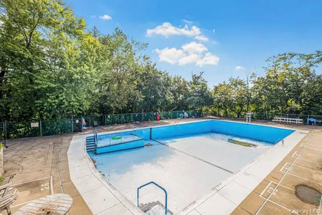 11 Balint Drive, Yonkers, NY, 1 Bedroom Bedrooms, 3 Rooms Rooms,1 BathroomBathrooms,Residential,For Rent,Balint,0,976235 11 Balint Drive, Yonkers, NY, 1 Bedroom Bedrooms, 3 Rooms Rooms,1 BathroomBathrooms,Residential,For Rent,Balint,0,976235