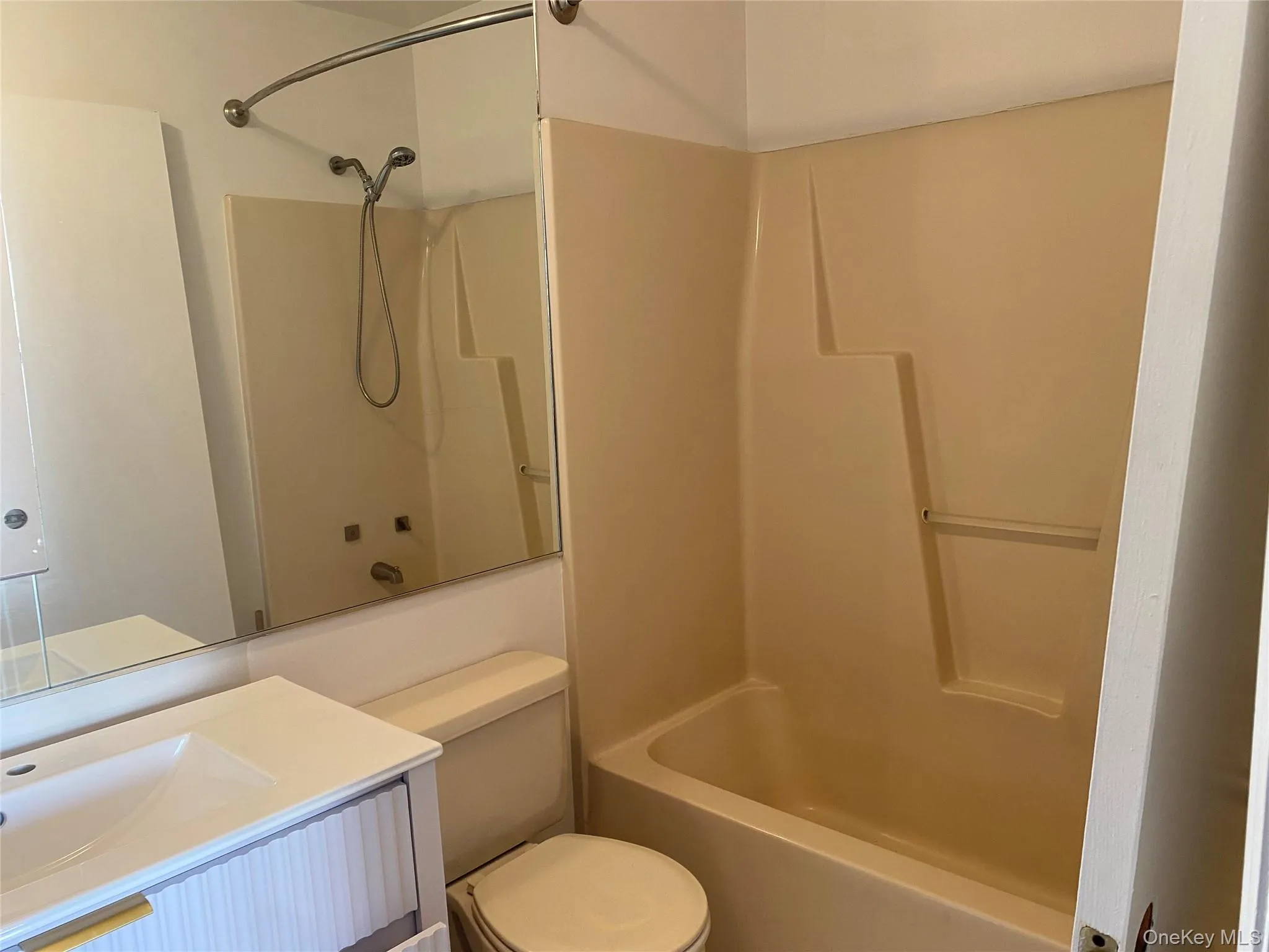 50 Olde Wagon Road, Warwick (town), NY, 3 Bedrooms Bedrooms, 6 Rooms Rooms,2 BathroomsBathrooms,Residential Lease,For Rent,Olde Wagon,0,976239 50 Olde Wagon Road, Warwick (town), NY, 3 Bedrooms Bedrooms, 6 Rooms Rooms,2 BathroomsBathrooms,Residential Lease,For Rent,Olde Wagon,0,976239