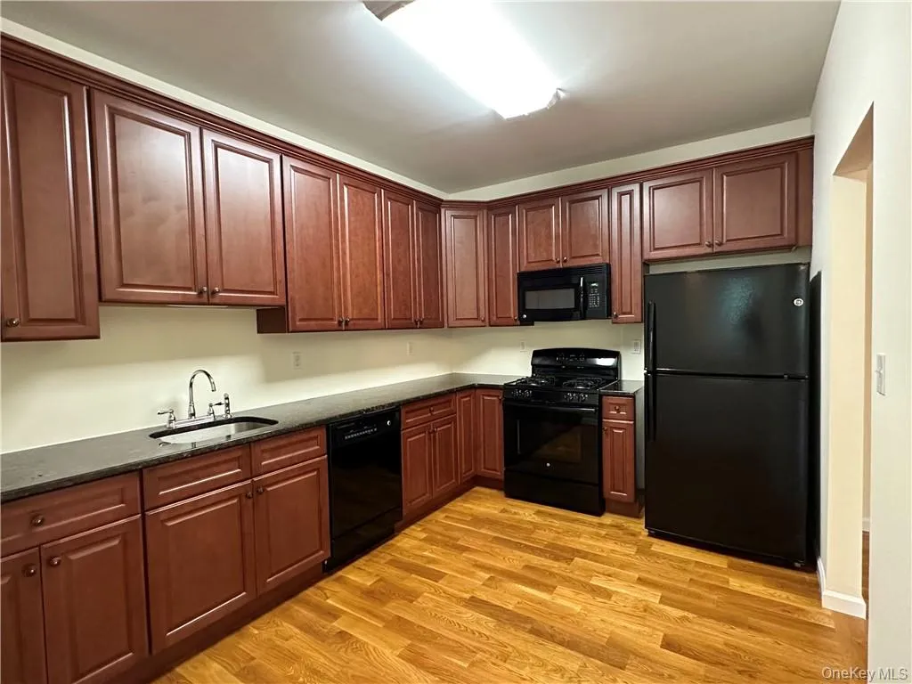 77 QUAKER Avenue, Cornwall, NY, 2 Bedrooms Bedrooms, 4 Rooms Rooms,2 BathroomsBathrooms,Residential Lease,For Rent,QUAKER,0,976241 77 QUAKER Avenue, Cornwall, NY, 2 Bedrooms Bedrooms, 4 Rooms Rooms,2 BathroomsBathrooms,Residential Lease,For Rent,QUAKER,0,976241