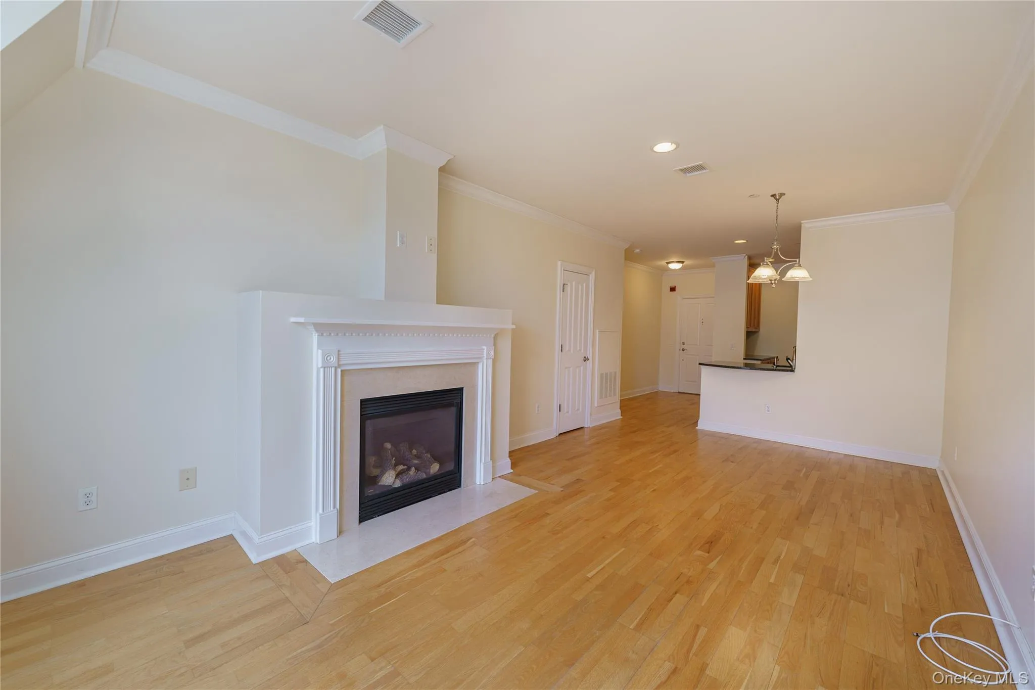 55 1st Street, Pelham, NY, 1 Bedroom Bedrooms, 4 Rooms Rooms,1 BathroomBathrooms,Residential Lease,For Rent,1st,0,976282 55 1st Street, Pelham, NY, 1 Bedroom Bedrooms, 4 Rooms Rooms,1 BathroomBathrooms,Residential Lease,For Rent,1st,0,976282